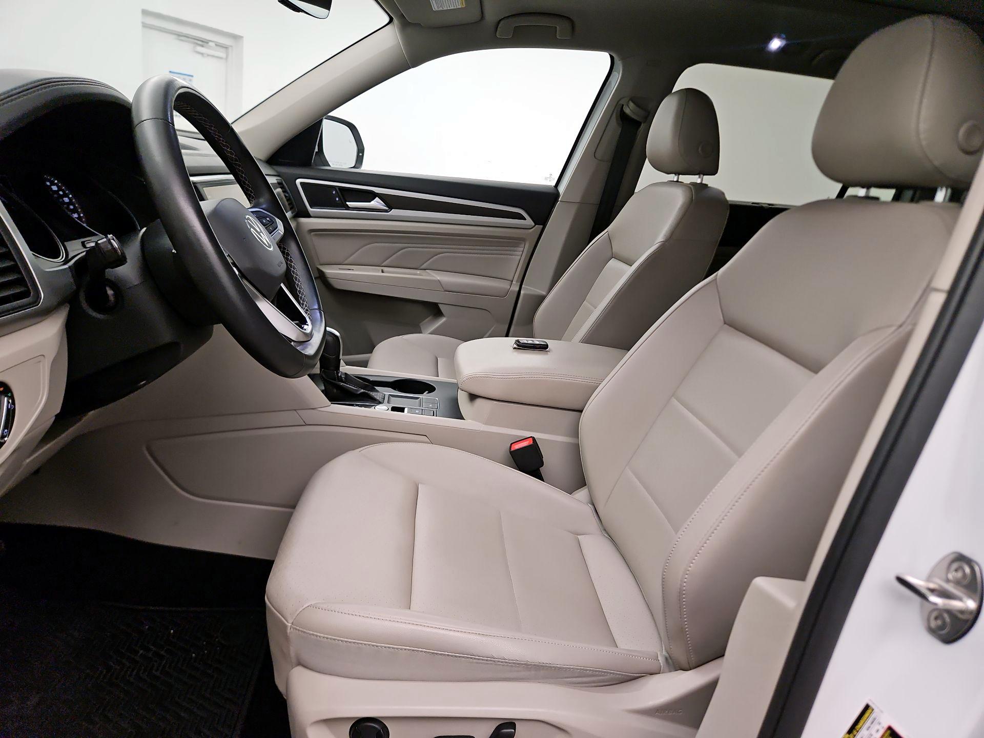 Thumbnail: 2021 Volkswagen Atlas - 9