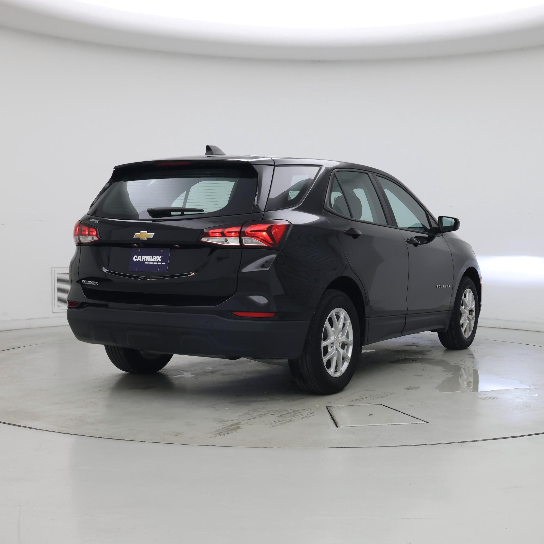 Thumbnail: 2023 Chevrolet Equinox - 8
