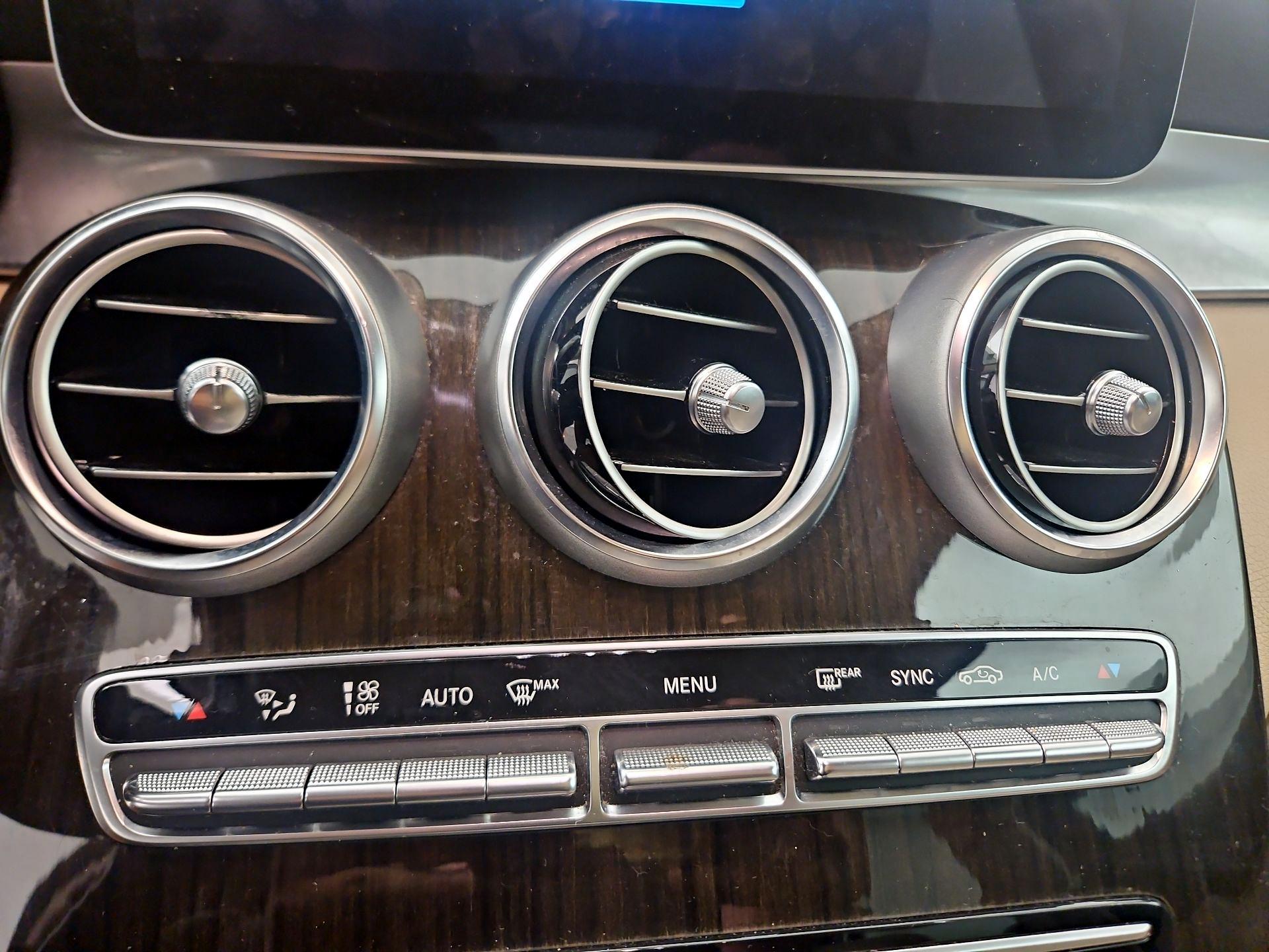 Thumbnail: 2020 Mercedes-Benz GLC - 16