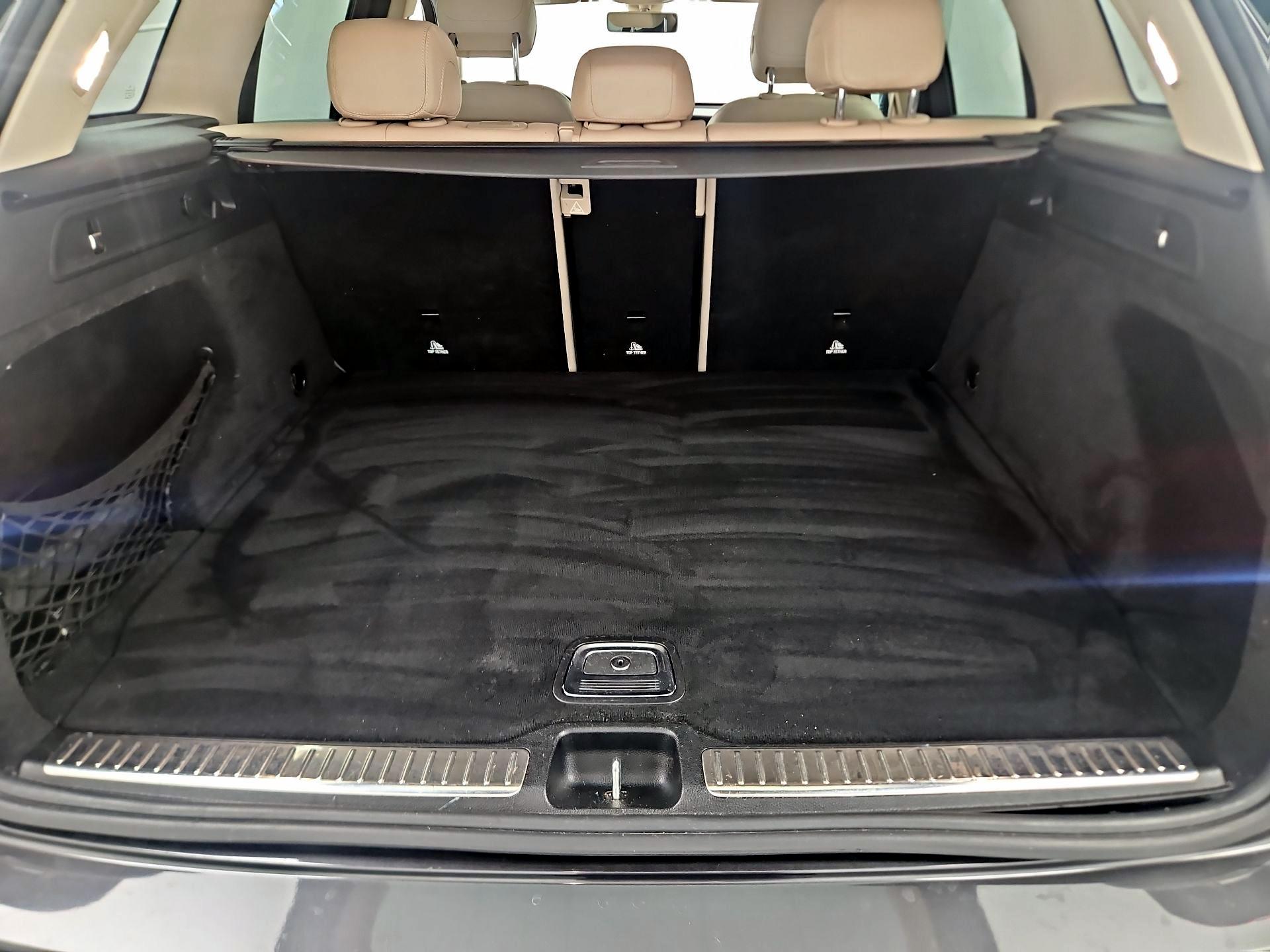Thumbnail: 2020 Mercedes-Benz GLC - 19