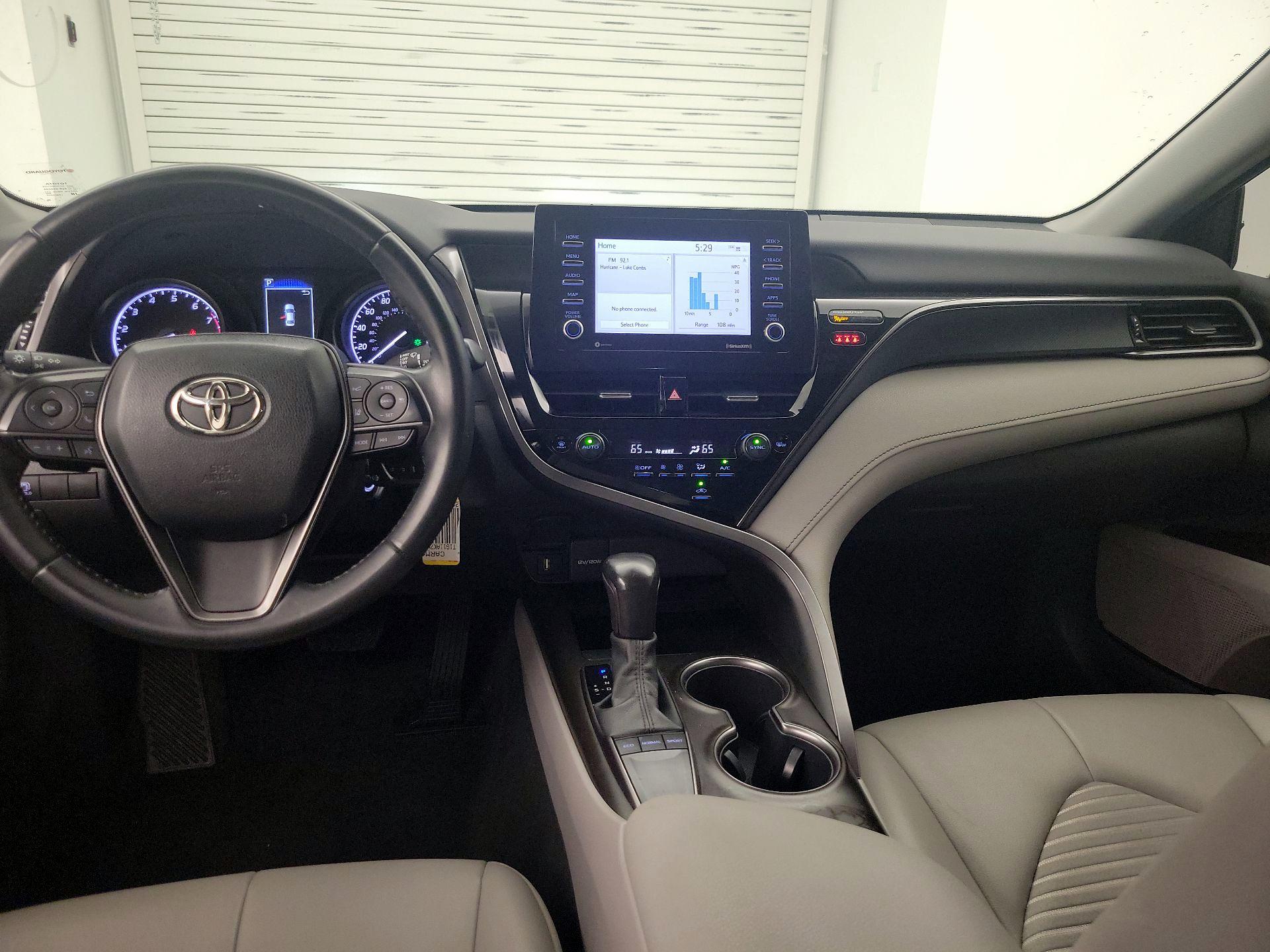 Thumbnail: 2022 Toyota Camry - 9
