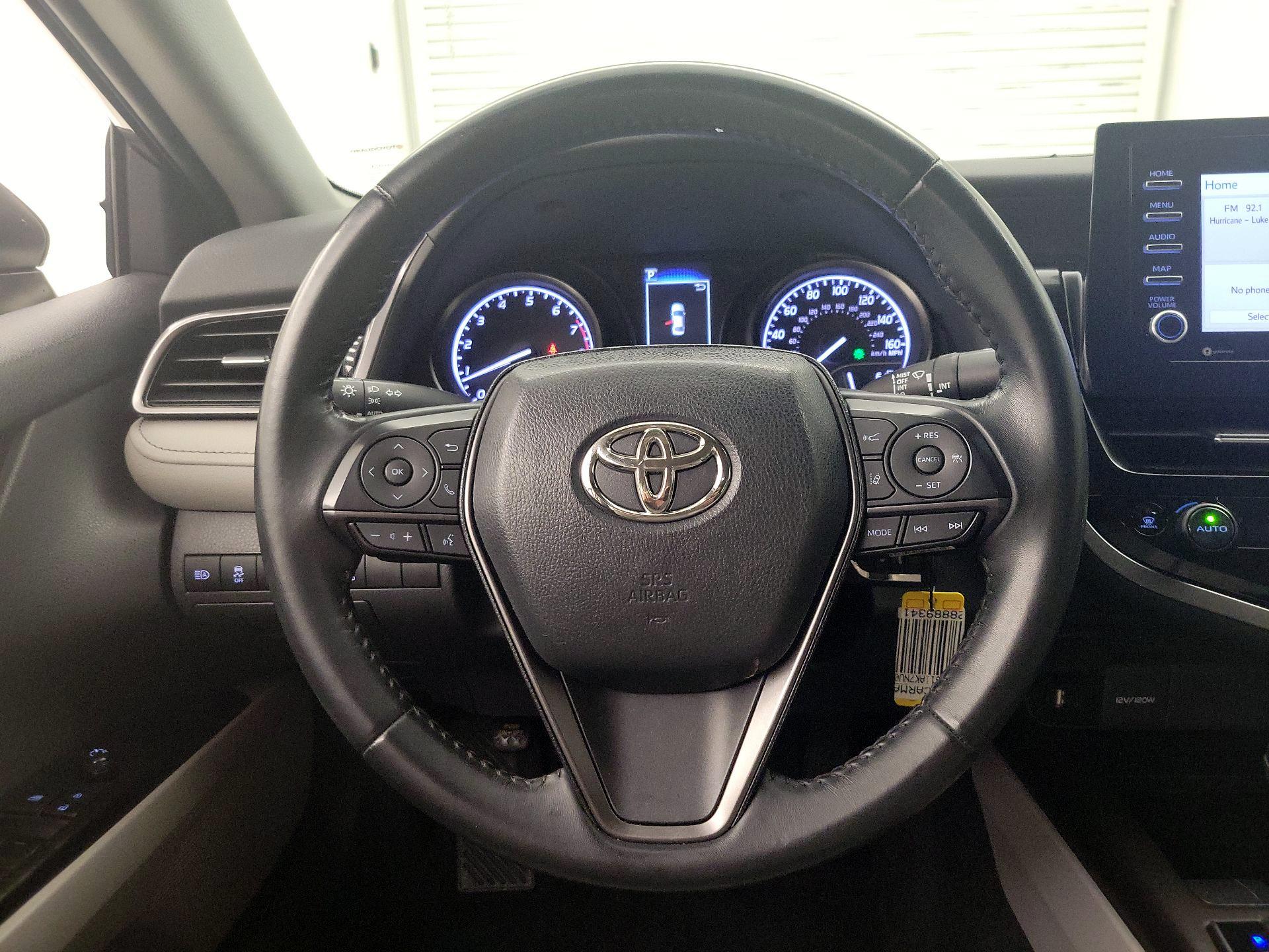 Thumbnail: 2022 Toyota Camry - 10