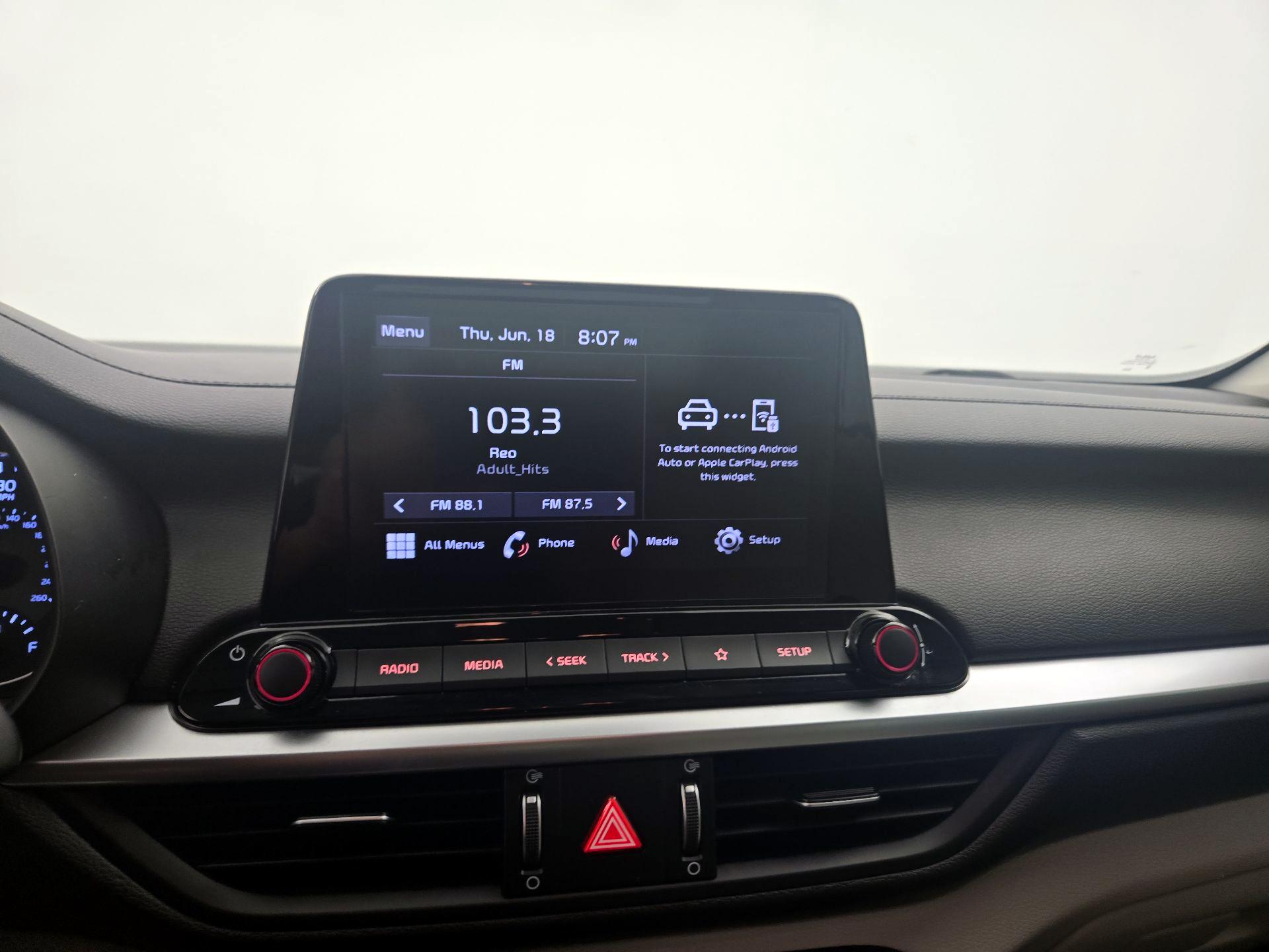 Thumbnail: 2023 Kia Forte - 15