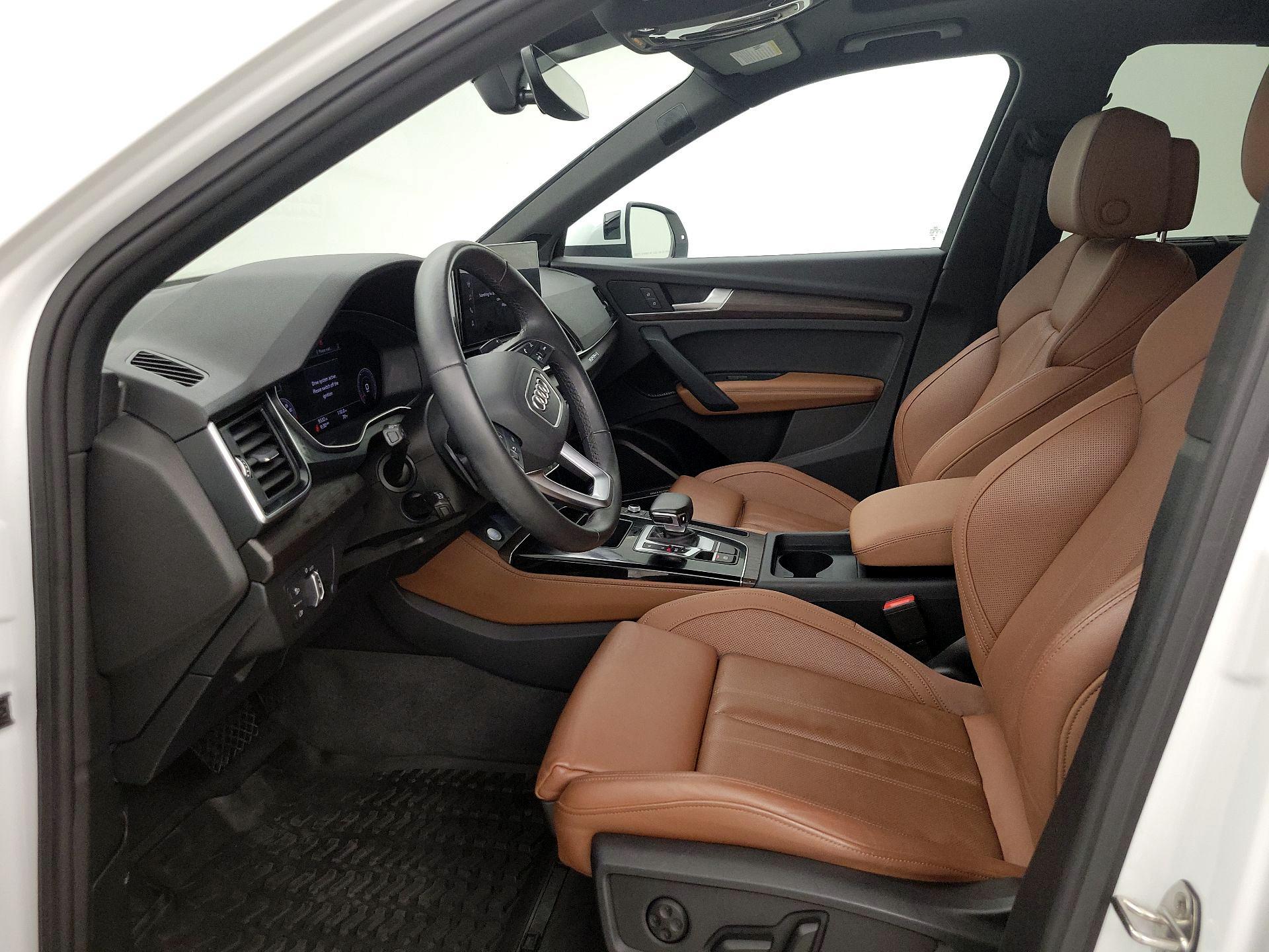 Thumbnail: 2023 Audi Q5 - 11