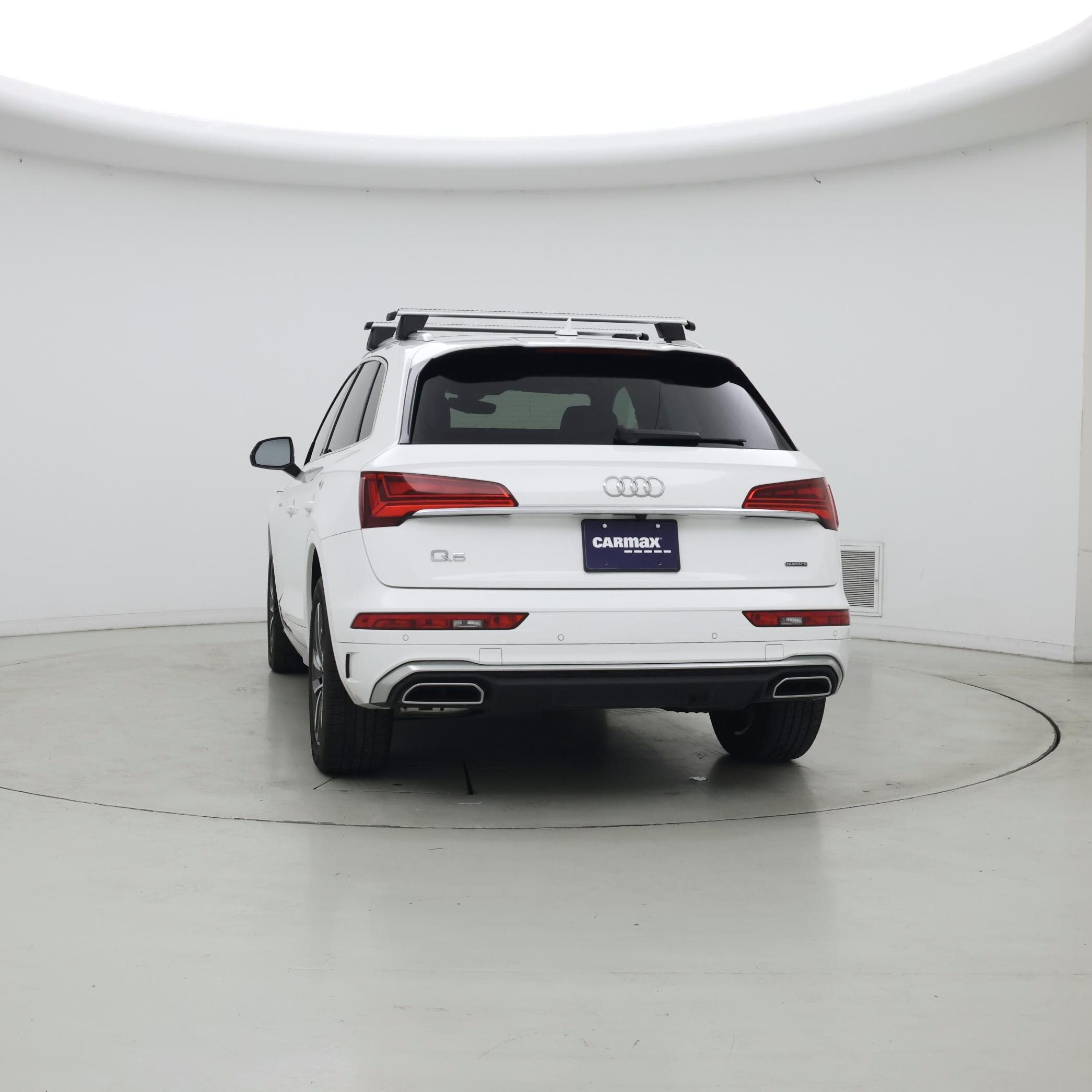 Thumbnail: 2023 Audi Q5 - 6