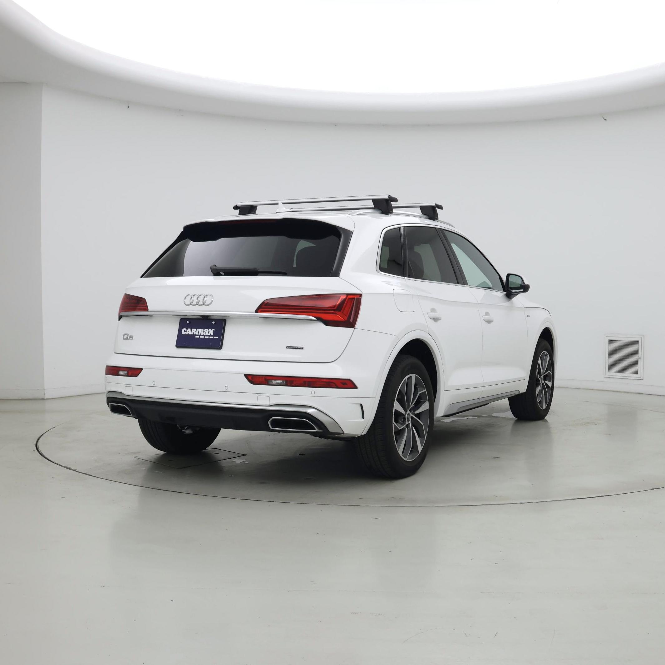 Thumbnail: 2023 Audi Q5 - 8