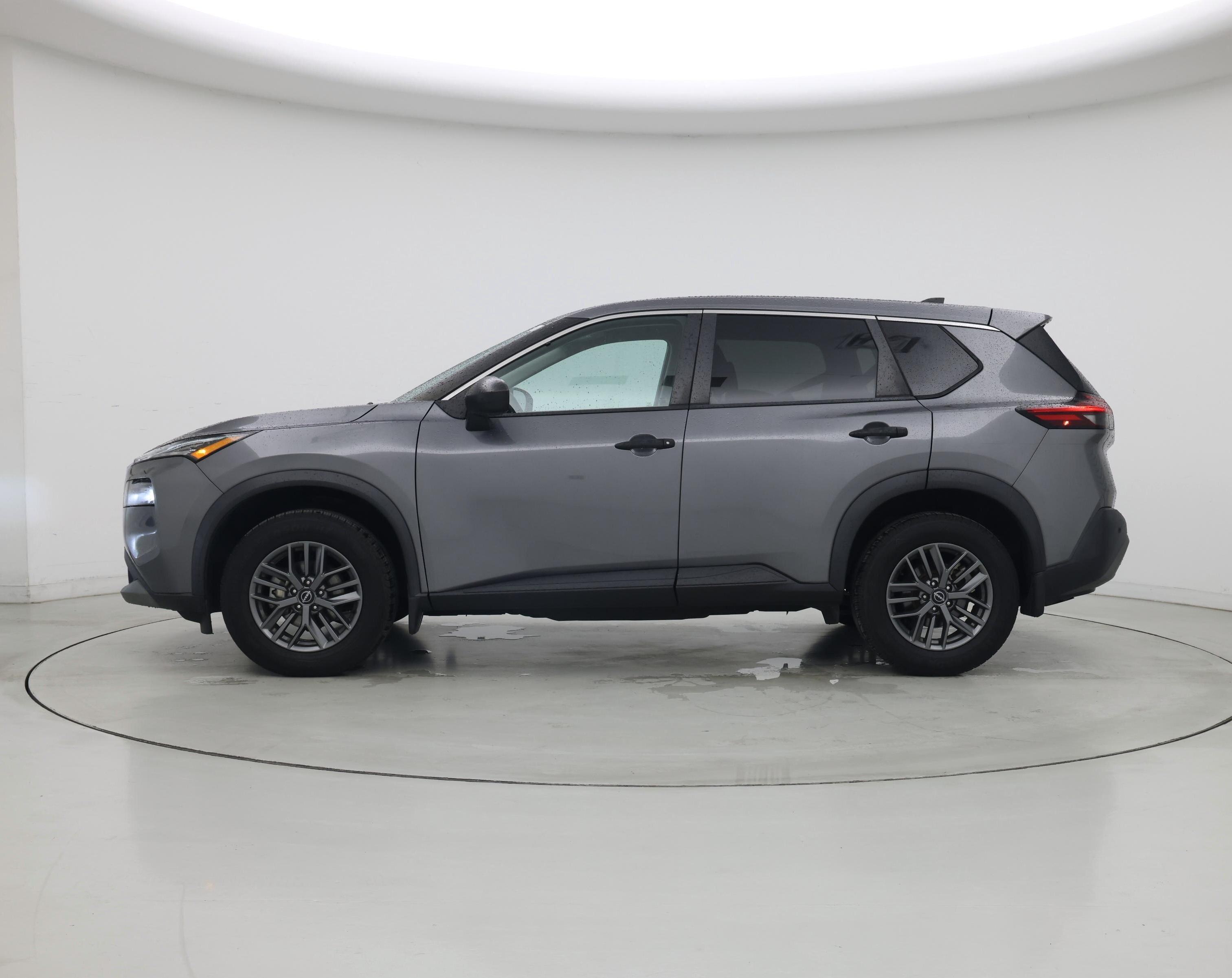 Thumbnail: 2022 Nissan Rogue - 3