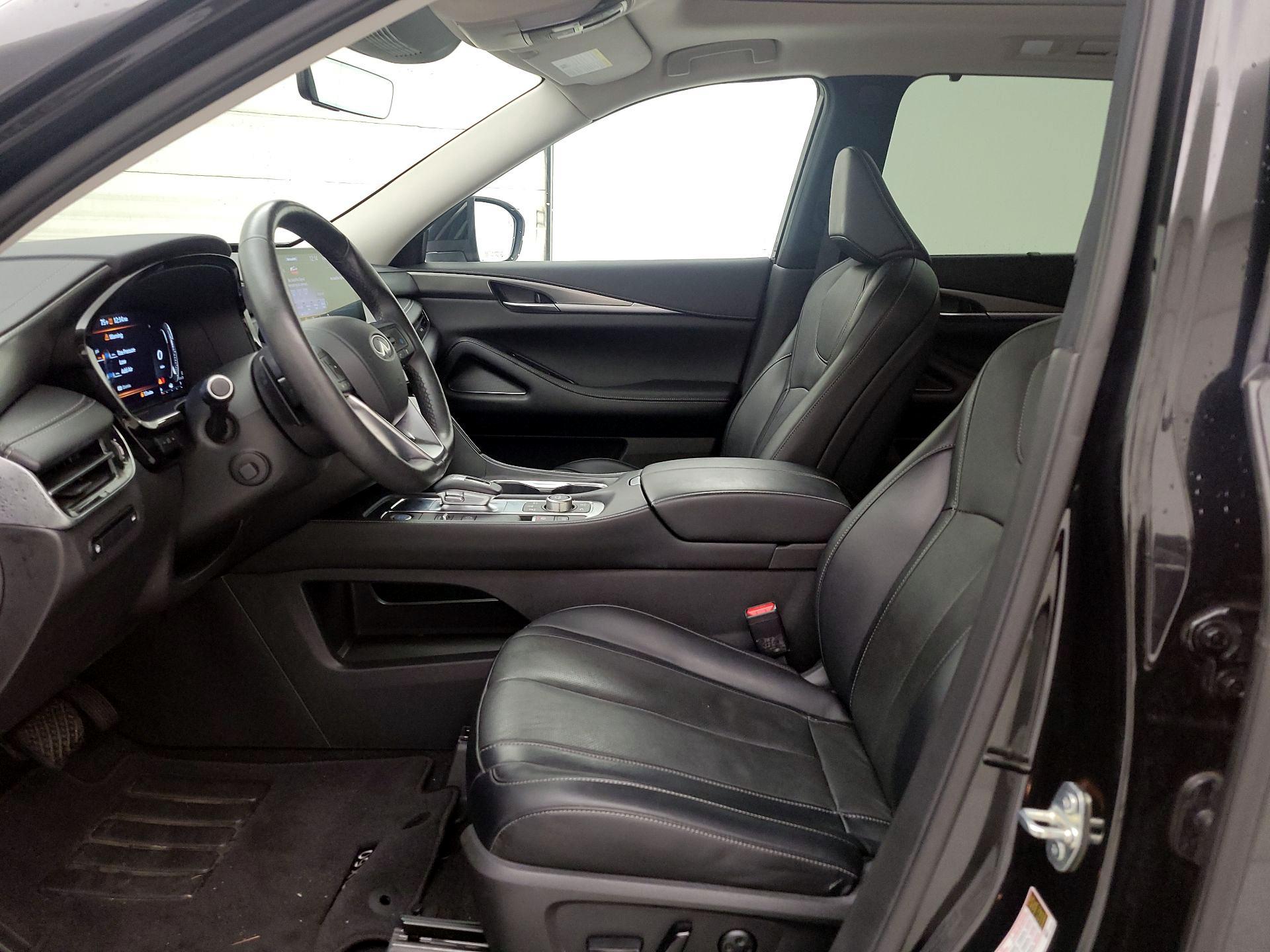 Thumbnail: 2023 INFINITI QX60 - 11