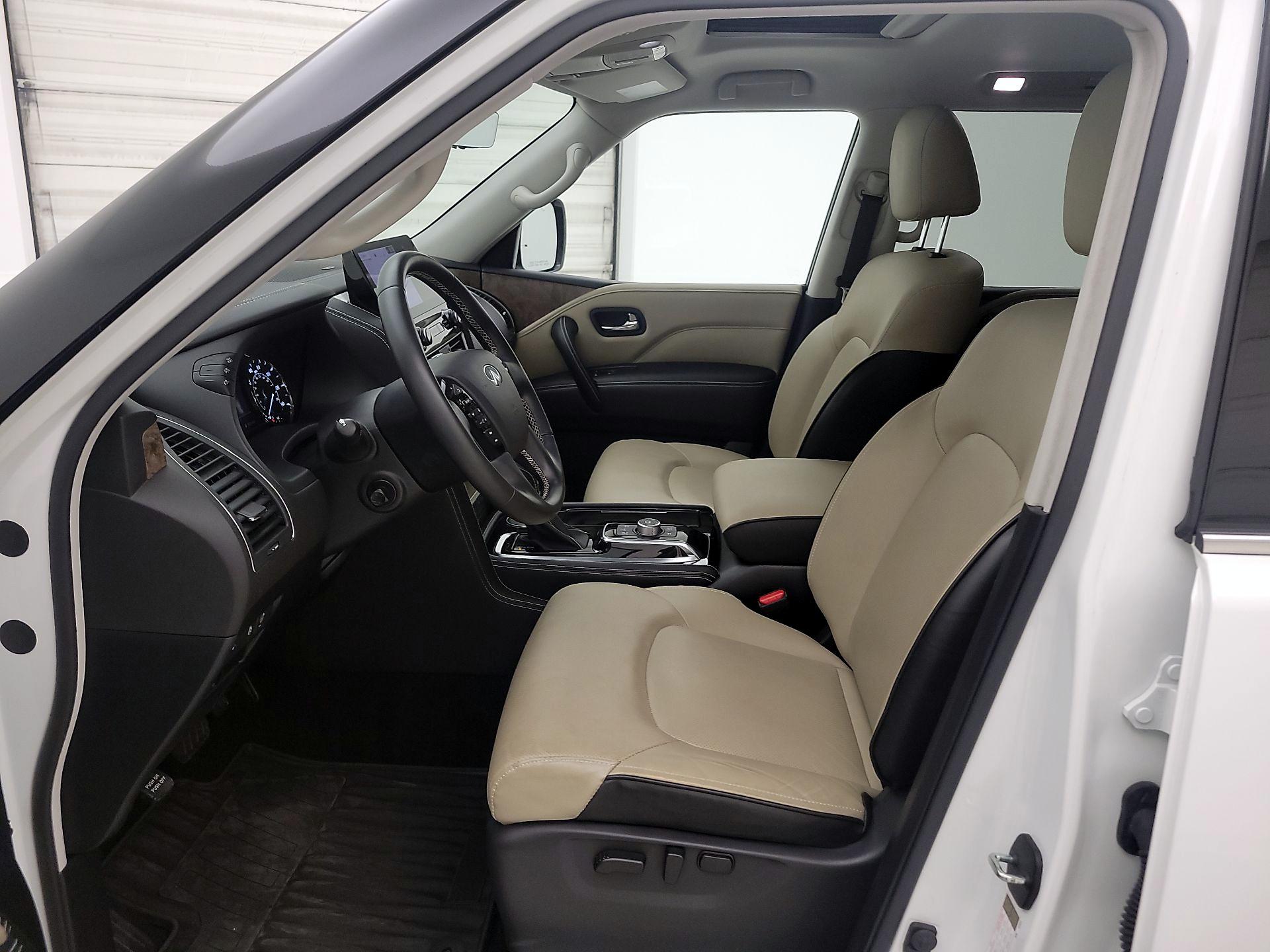 Thumbnail: 2023 INFINITI QX80 - 11
