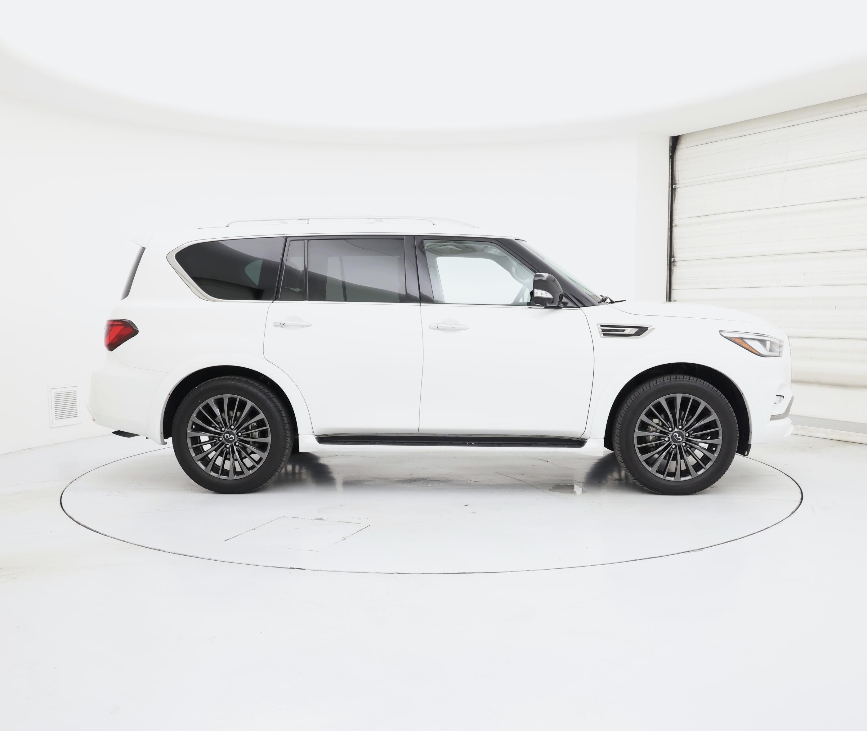 Thumbnail: 2023 INFINITI QX80 - 7