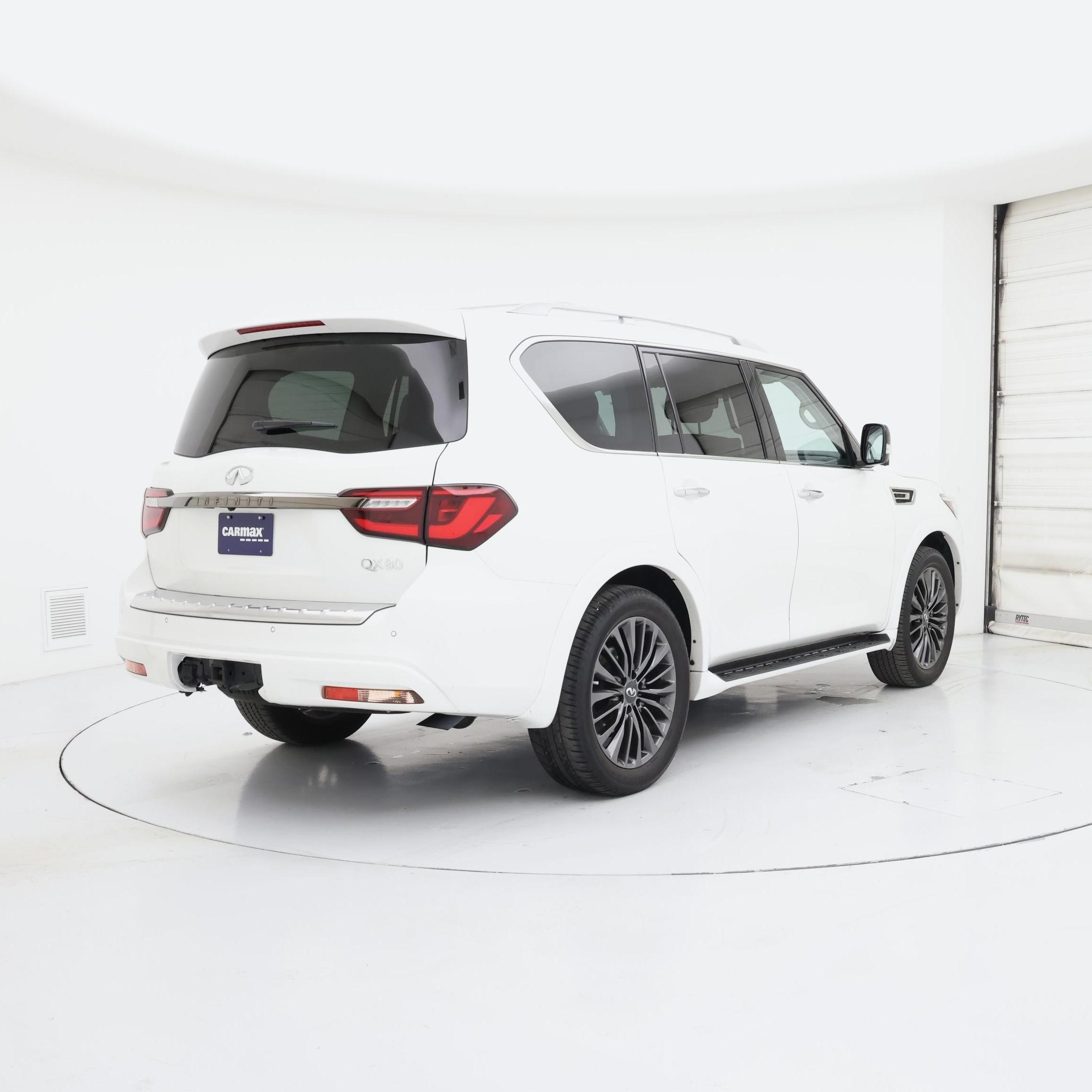 Thumbnail: 2023 INFINITI QX80 - 8
