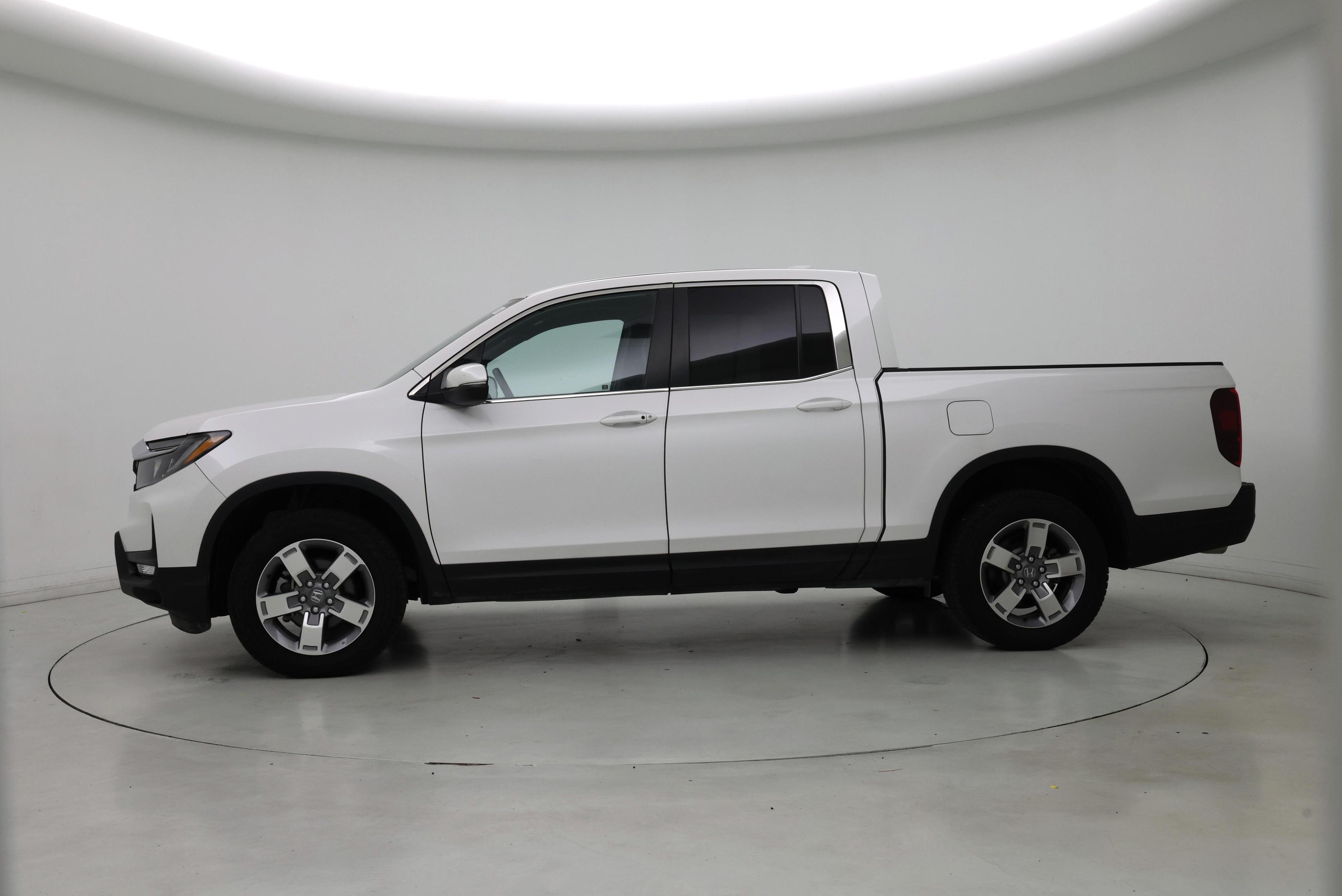 Thumbnail: 2025 Honda Ridgeline - 3