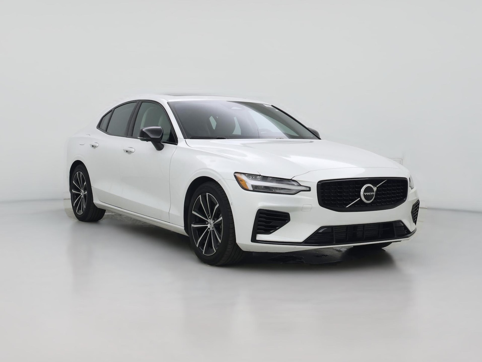 2023 Volvo S60 Recharge Plug-In Hybrid