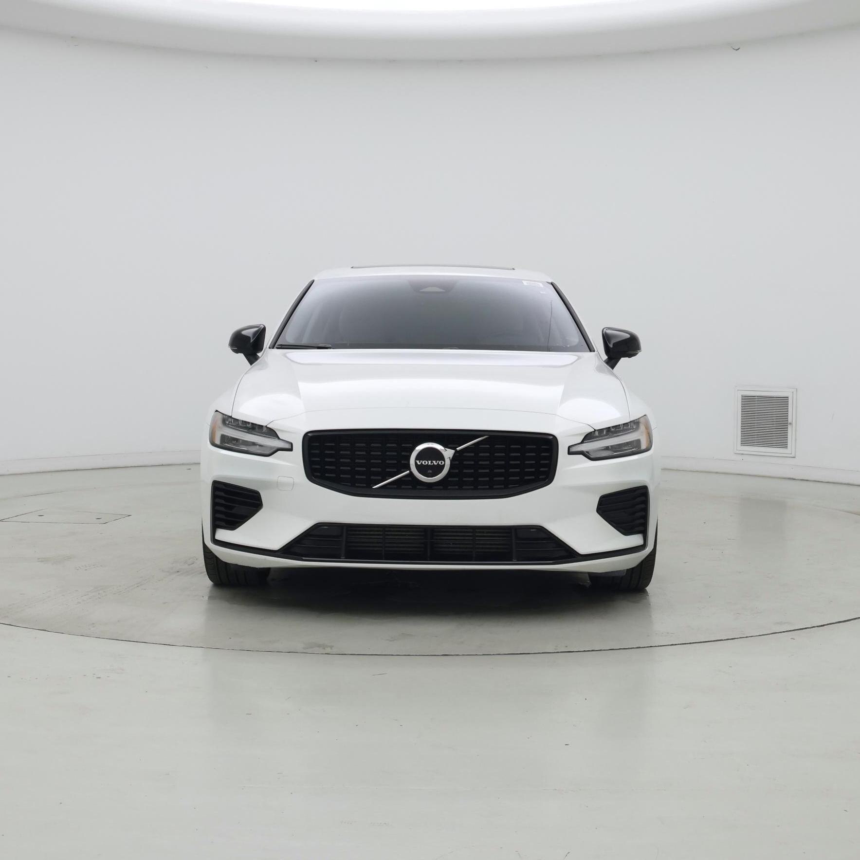 Thumbnail: 2023 Volvo S60 - 5