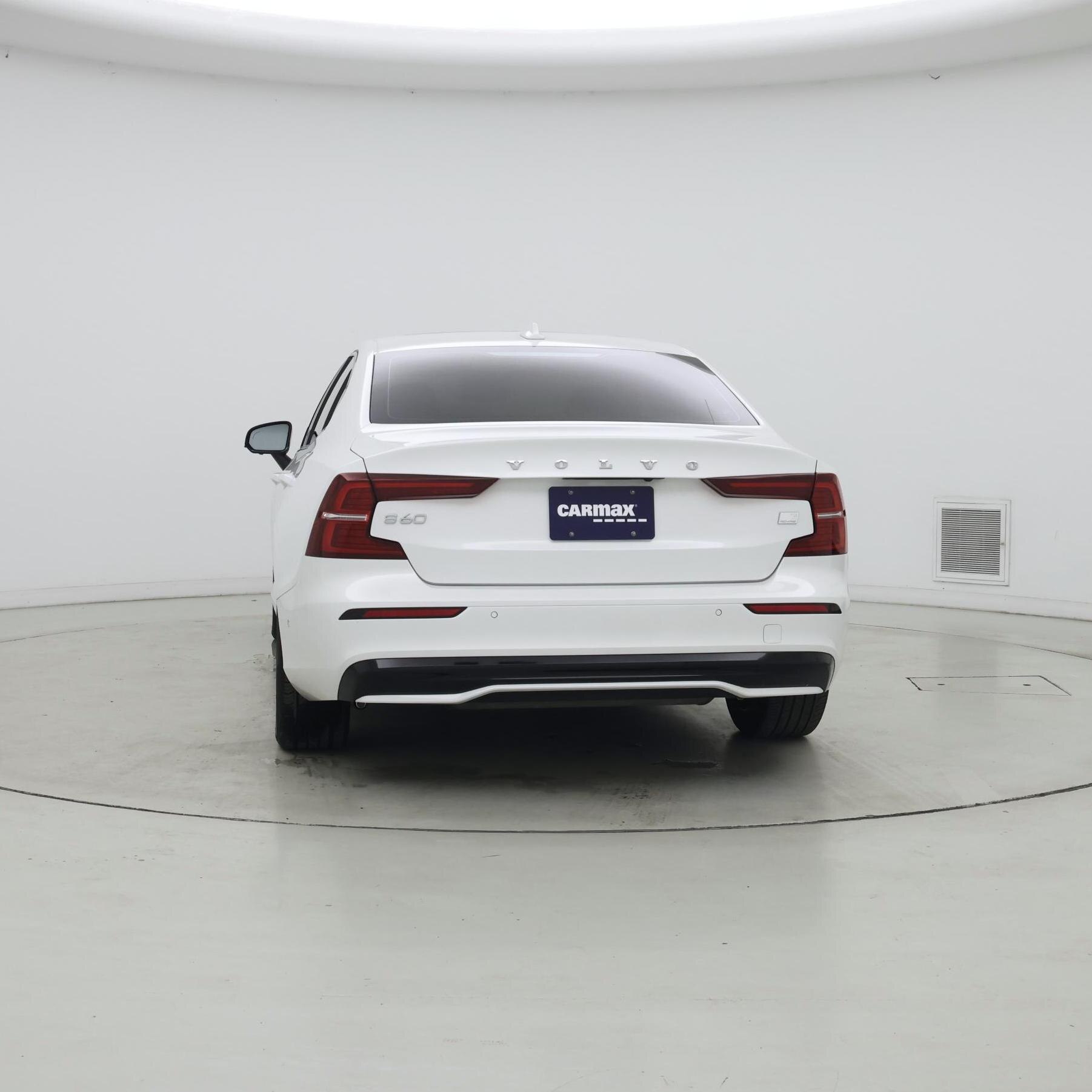Thumbnail: 2023 Volvo S60 - 6
