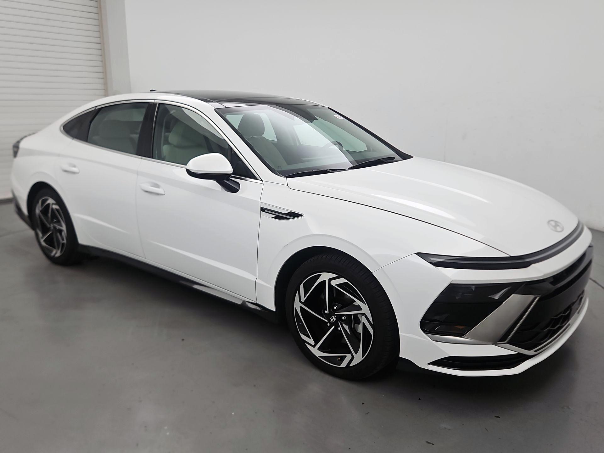 Thumbnail: 2024 Hyundai Sonata - 1