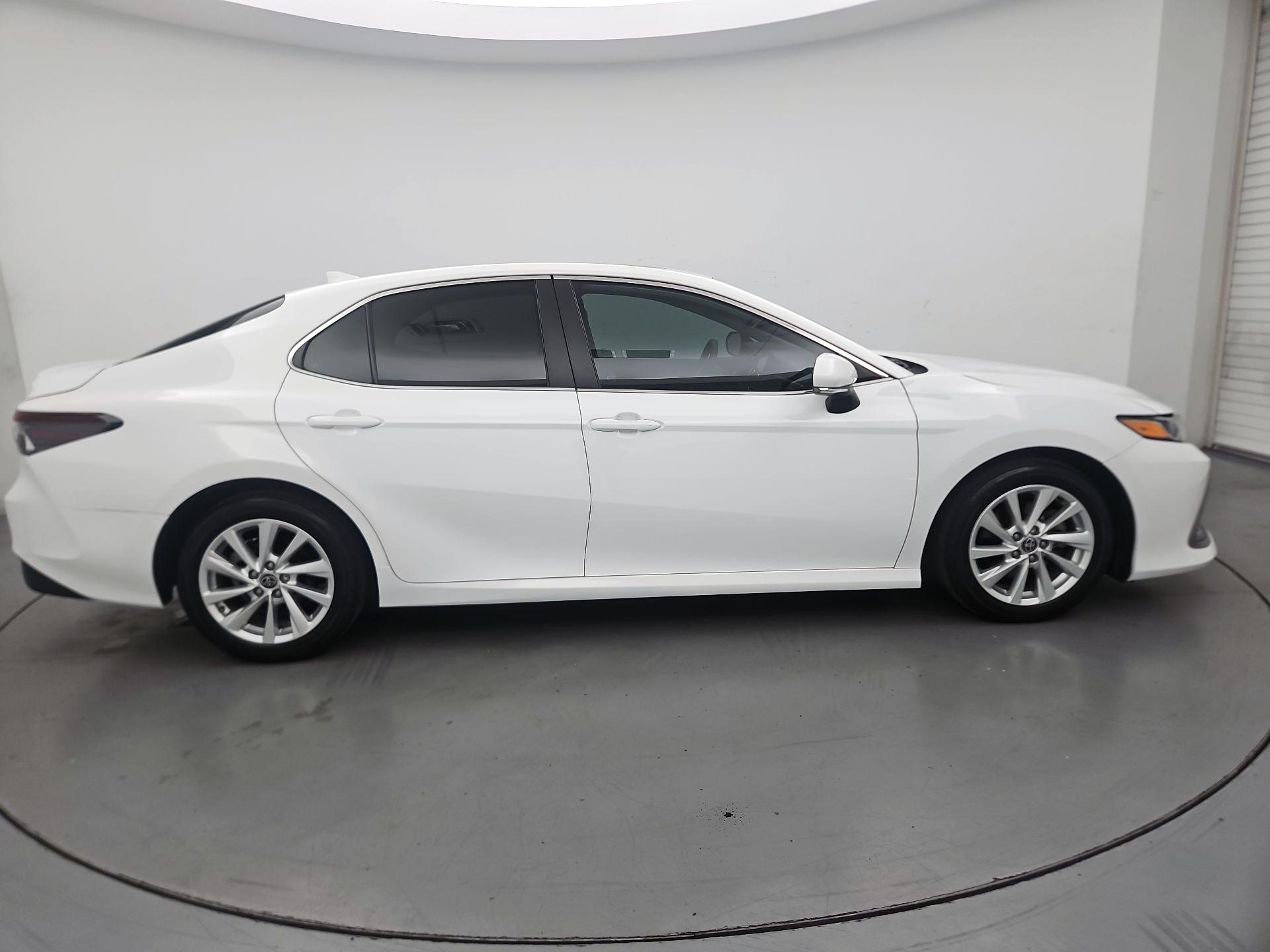 Thumbnail: 2023 Toyota Camry - 4
