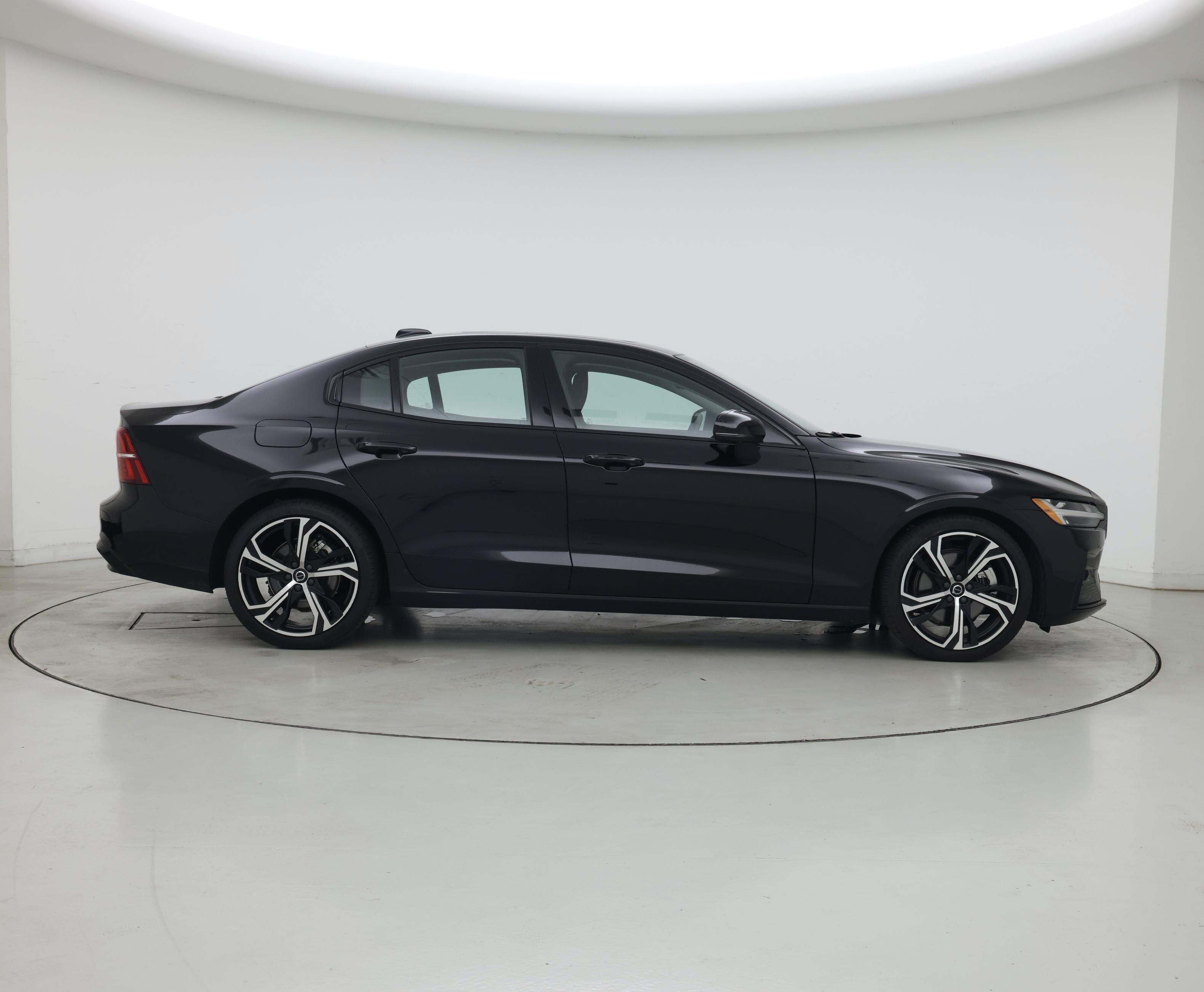 Thumbnail: 2024 Volvo S60 - 7