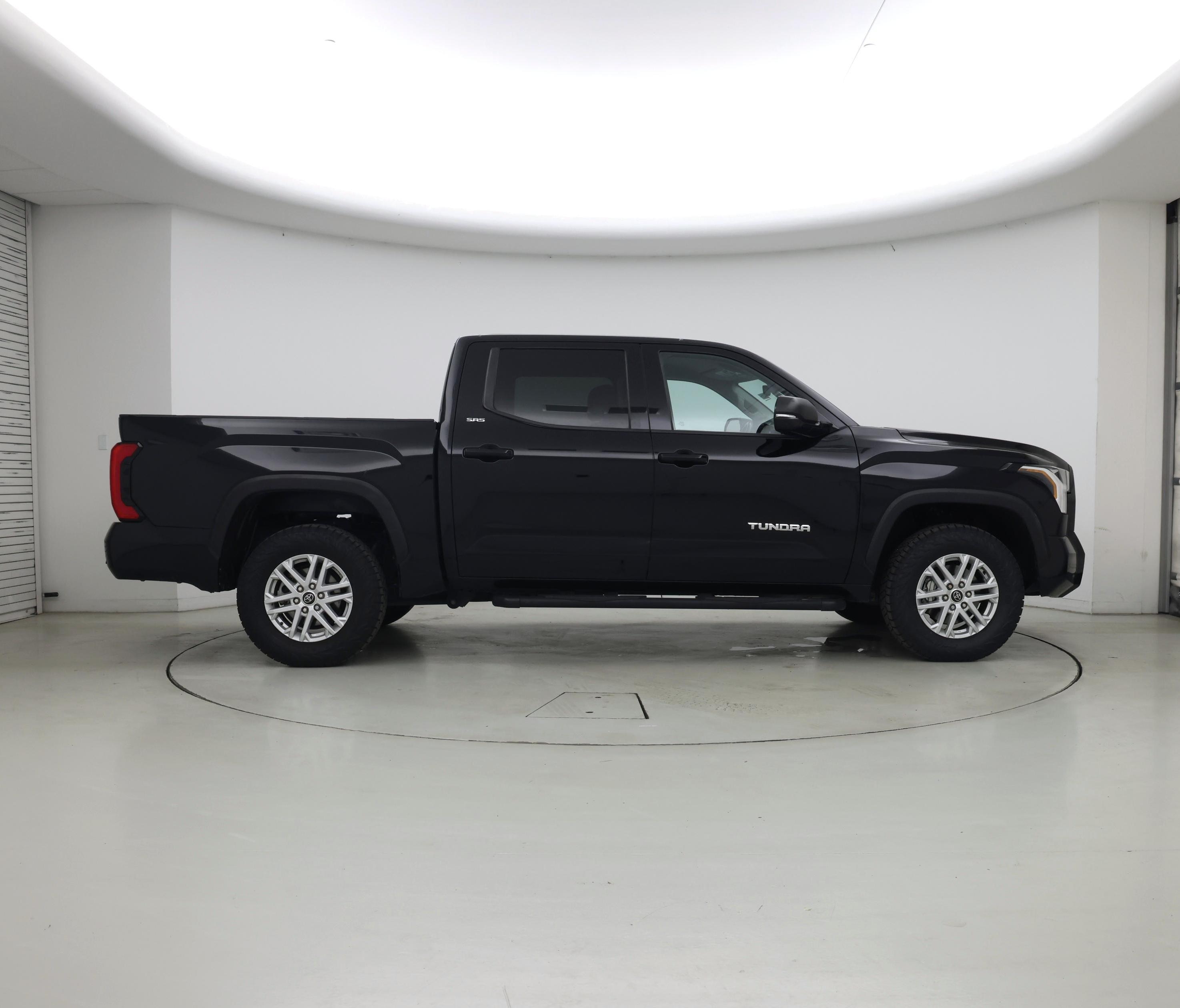 Thumbnail: 2023 Toyota Tundra - 7