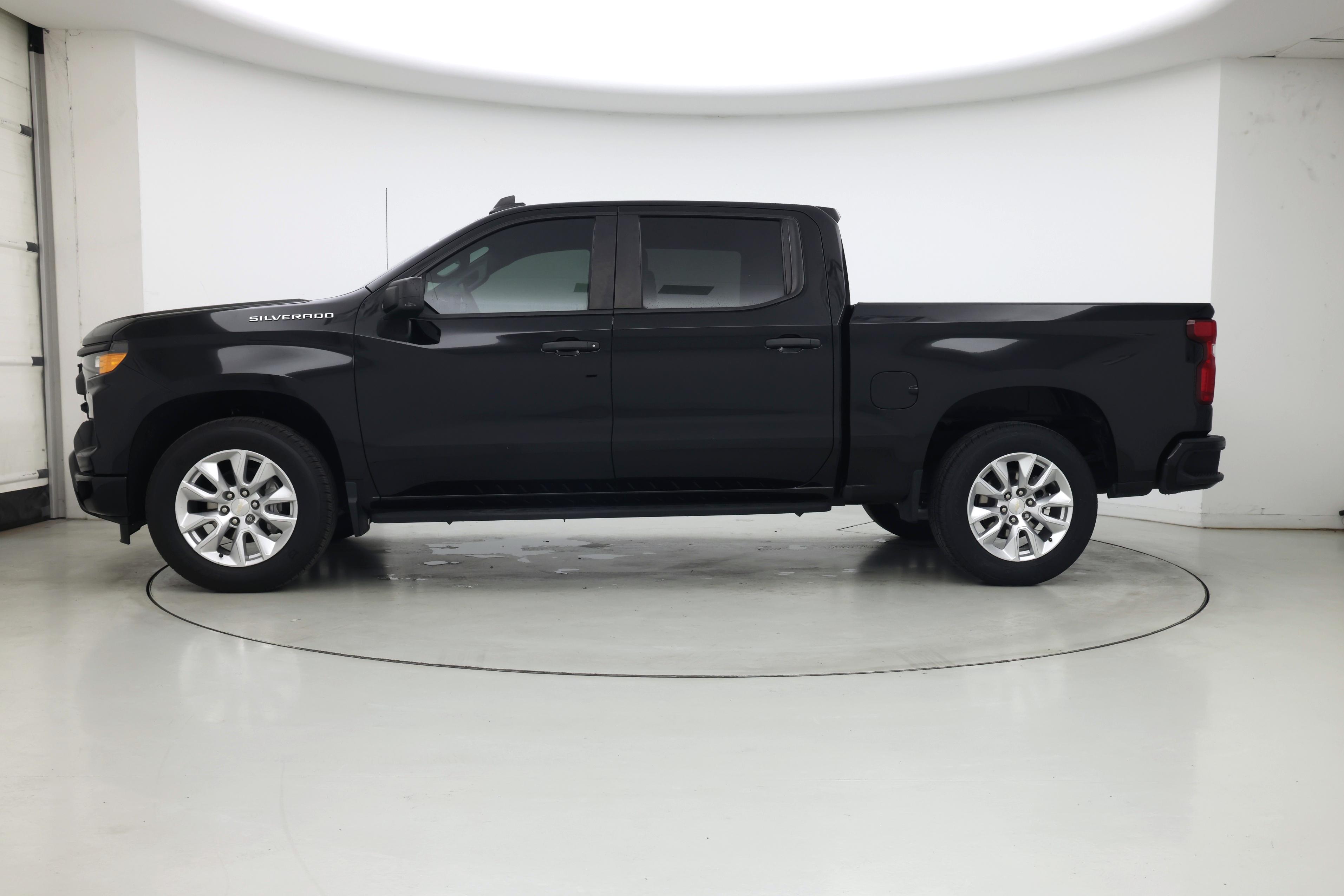 Thumbnail: 2023 Chevrolet Silverado 1500 - 3