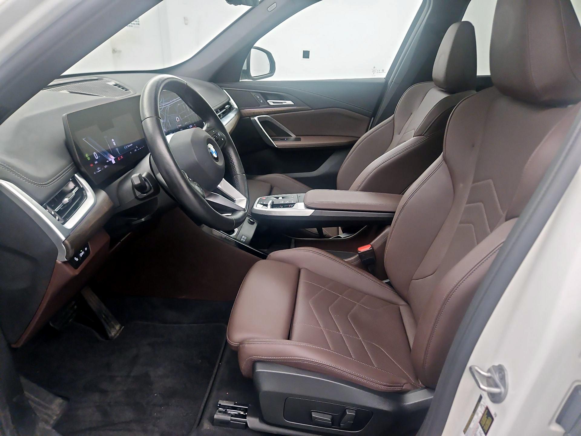 Thumbnail: 2023 BMW X1 - 9