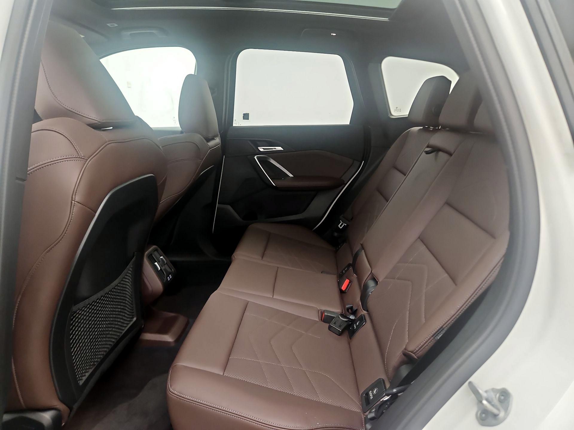 Thumbnail: 2023 BMW X1 - 19