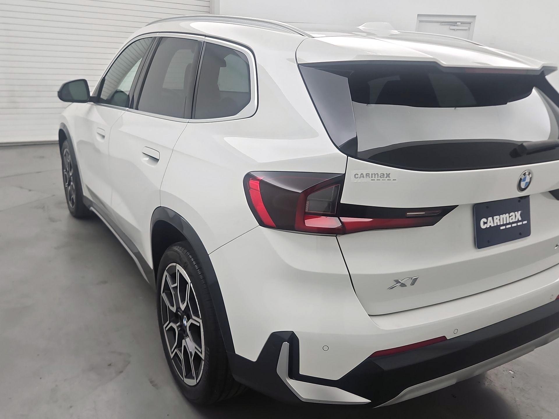 Thumbnail: 2023 BMW X1 - 7