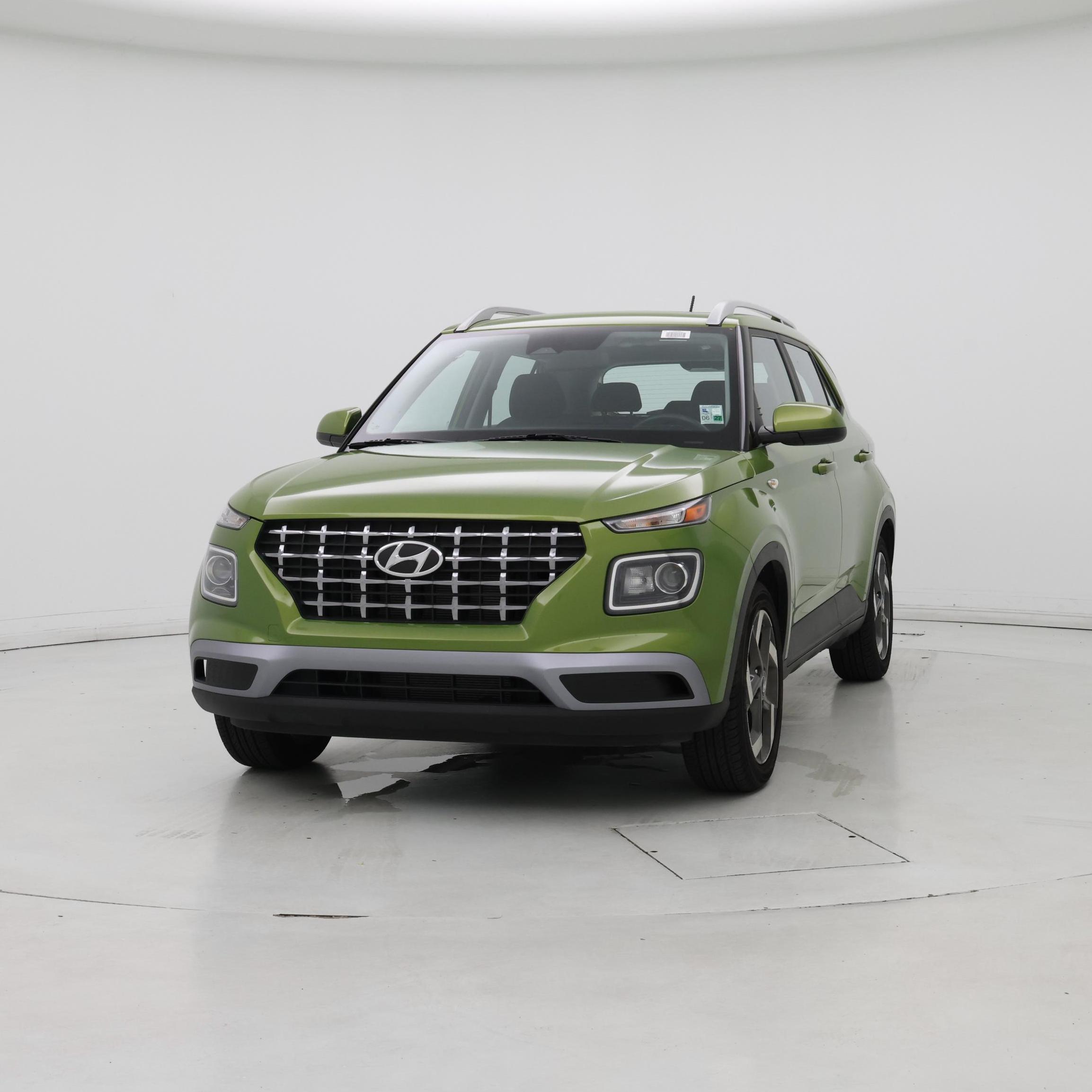 Thumbnail: 2023 Hyundai Venue - 4