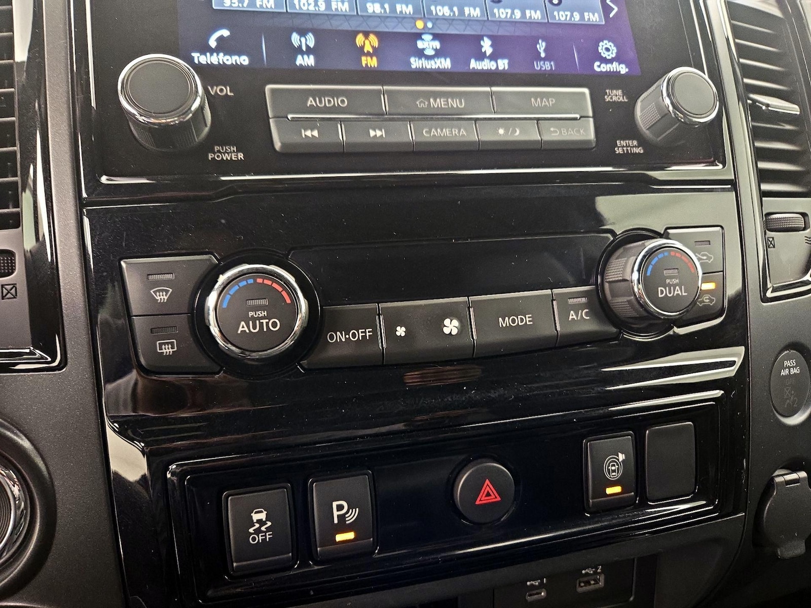 2021 Nissan Titan PRO-4X - Photo 17