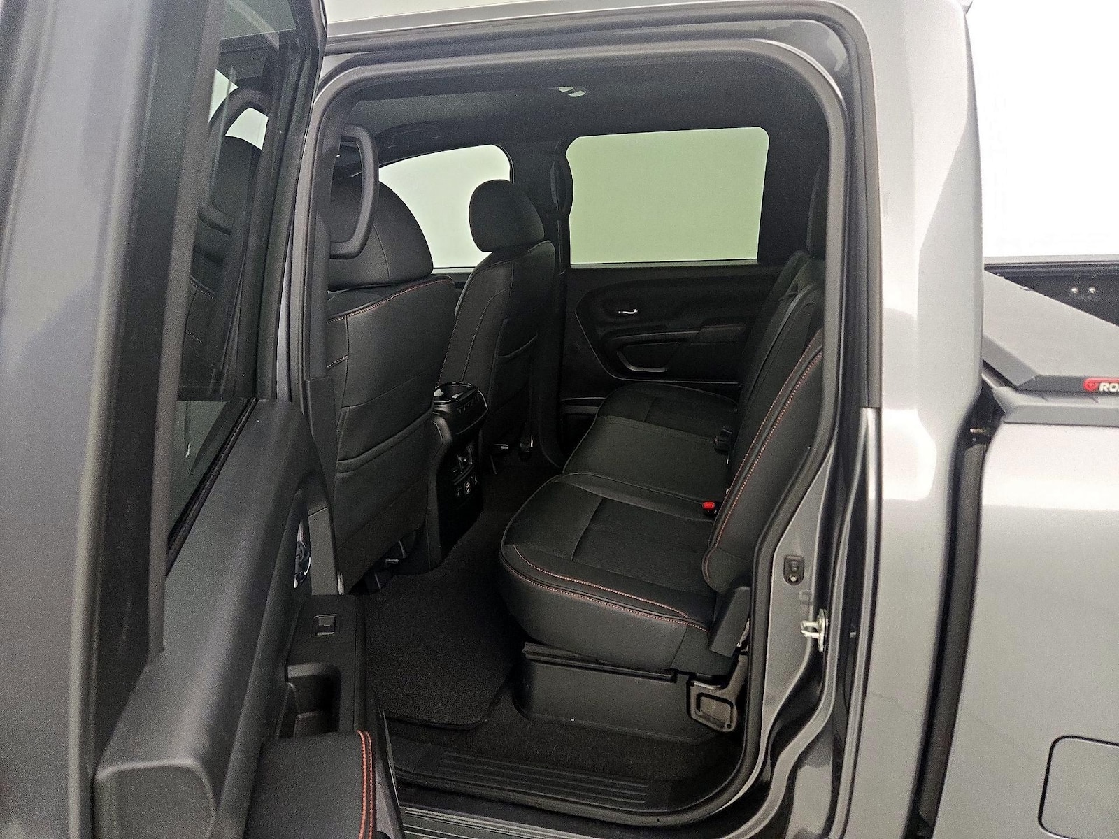 2021 Nissan Titan PRO-4X - Photo 20