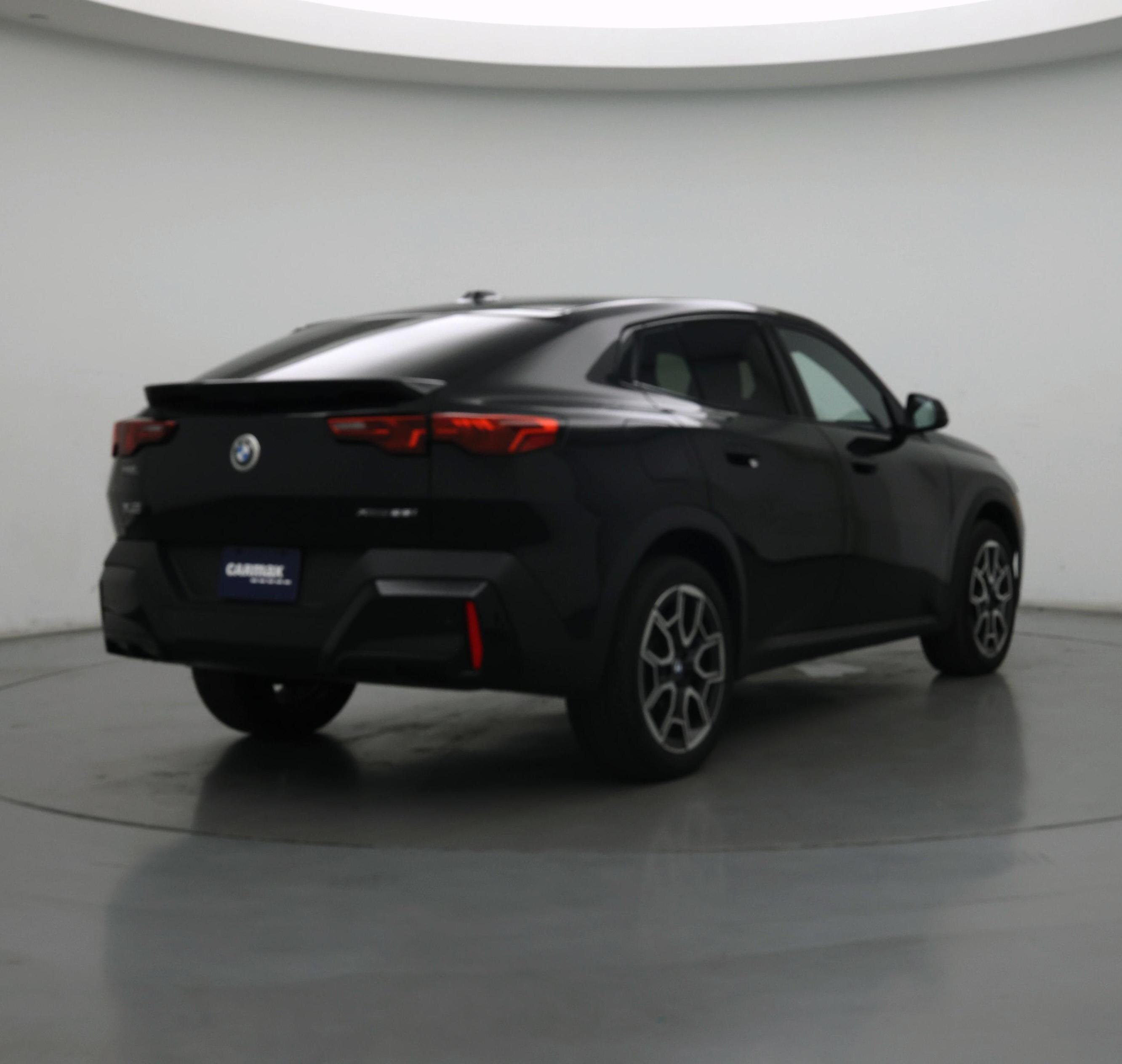 Thumbnail: 2025 BMW X2 - 8