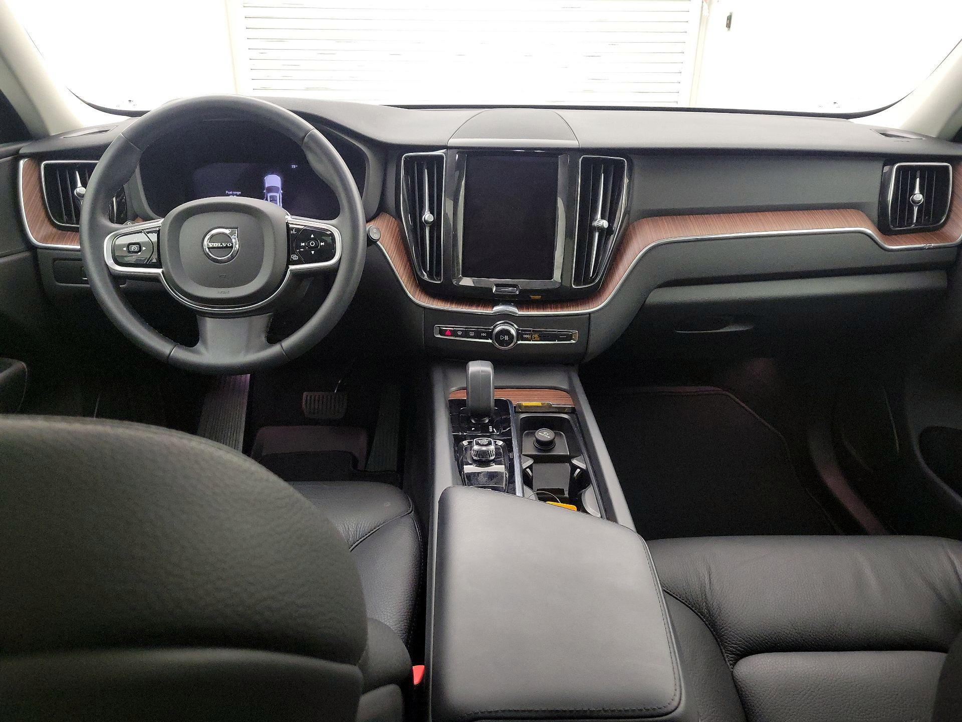 Thumbnail: 2024 Volvo XC60 - 9