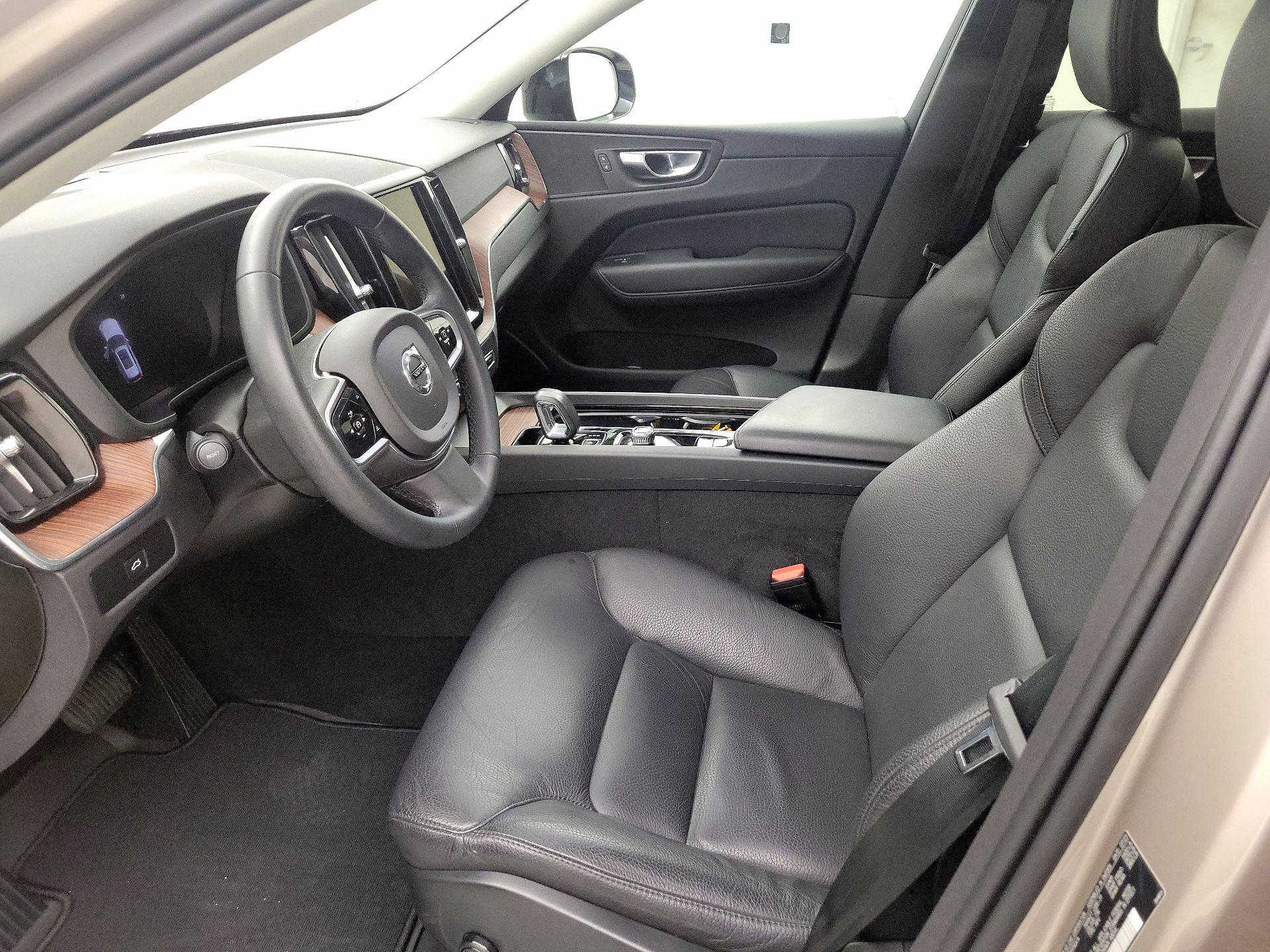 Thumbnail: 2024 Volvo XC60 - 11