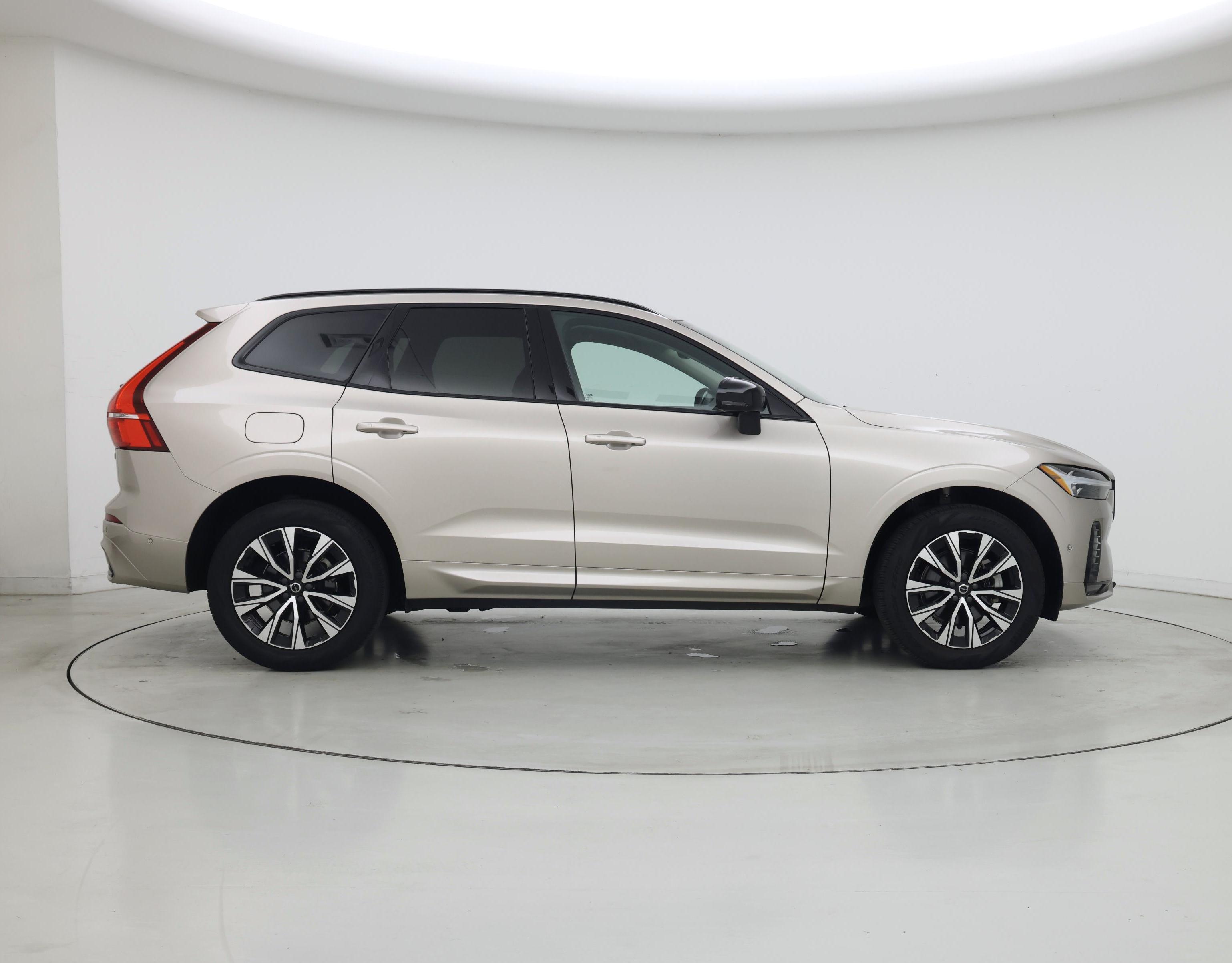 Thumbnail: 2024 Volvo XC60 - 7