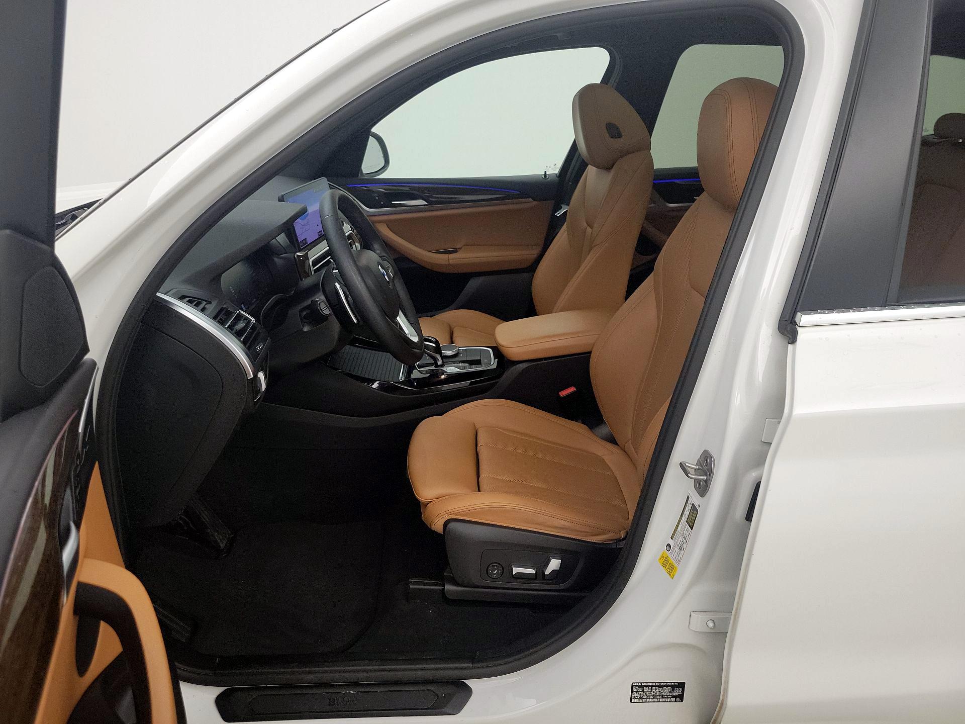 Thumbnail: 2022 BMW X3 - 11