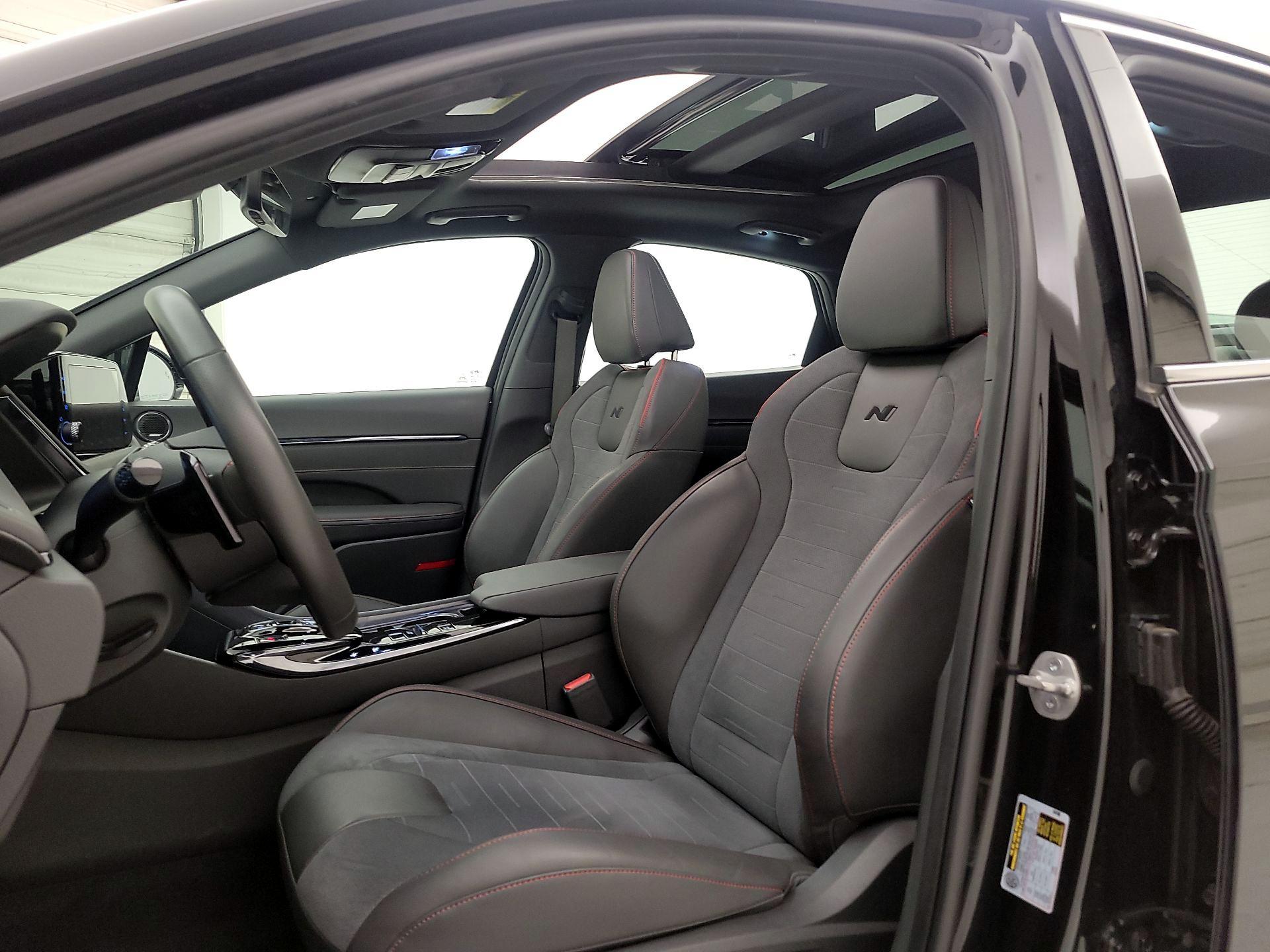 Thumbnail: 2023 Hyundai Sonata - 20