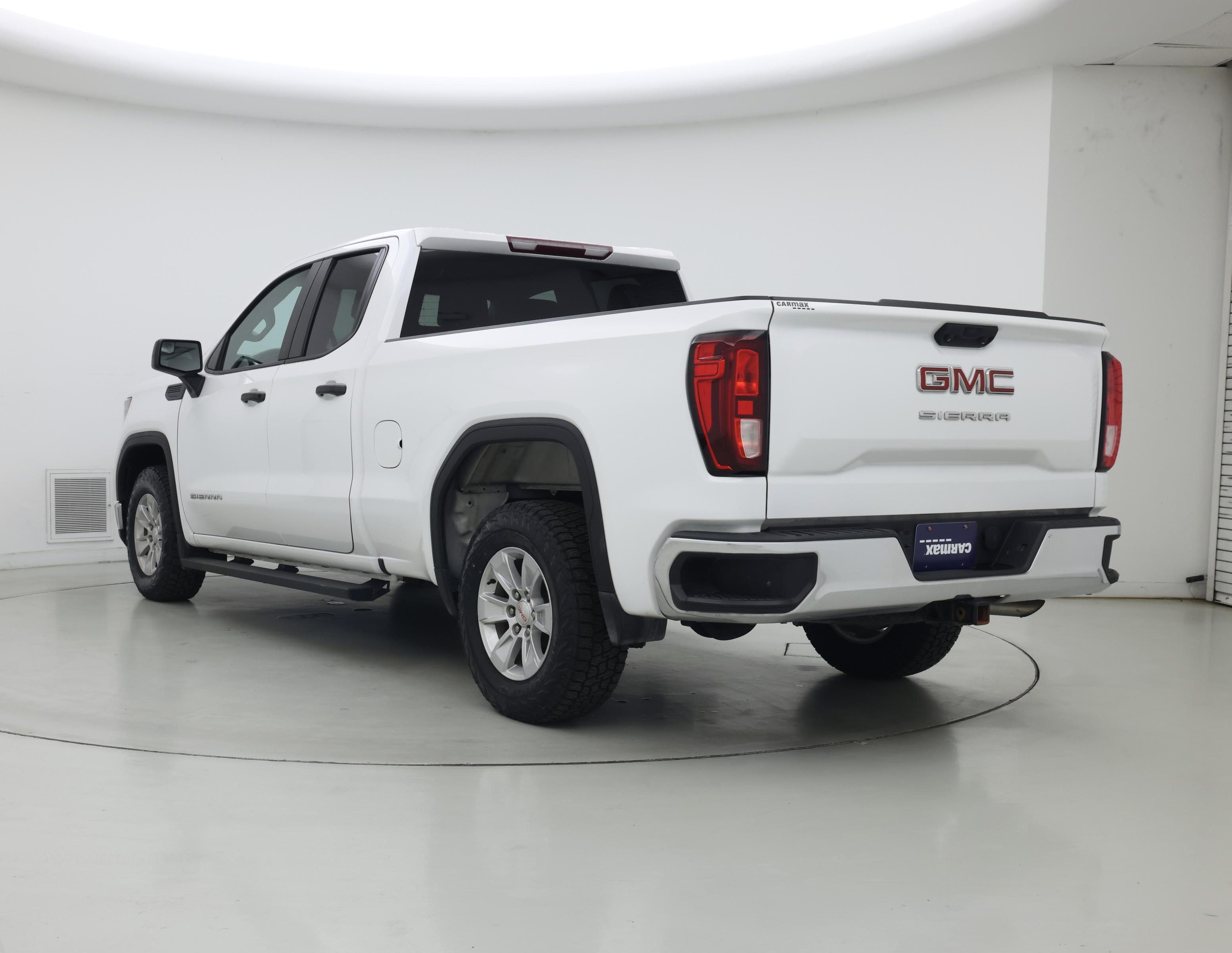 Thumbnail: 2023 GMC Sierra 1500 - 2