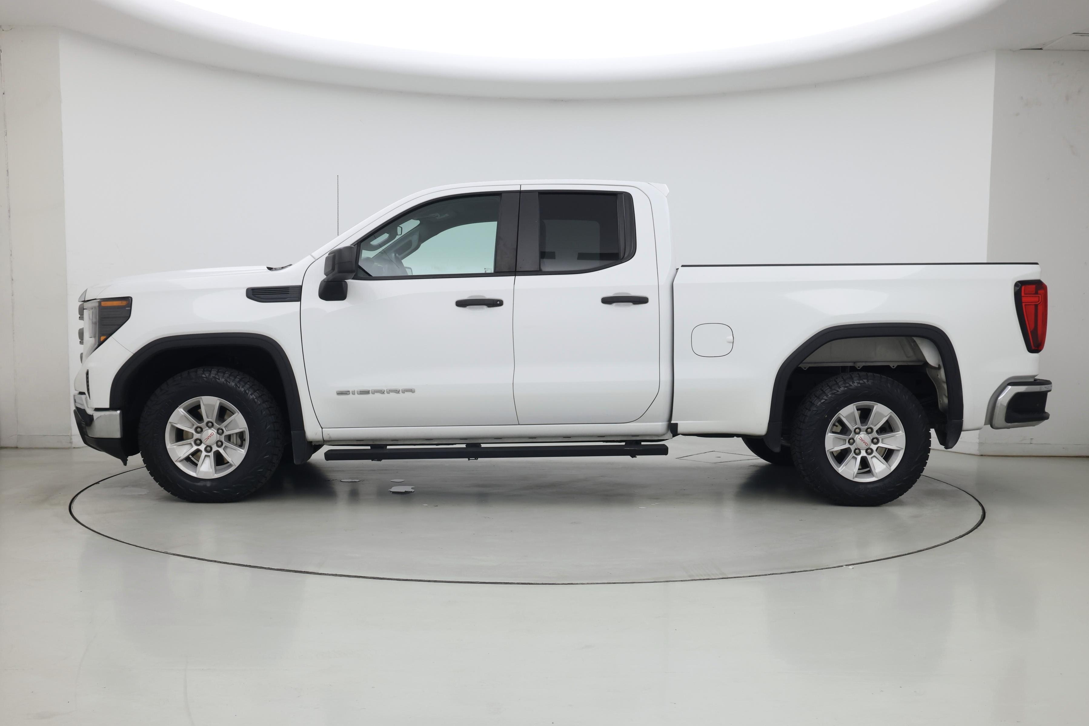 Thumbnail: 2023 GMC Sierra 1500 - 3