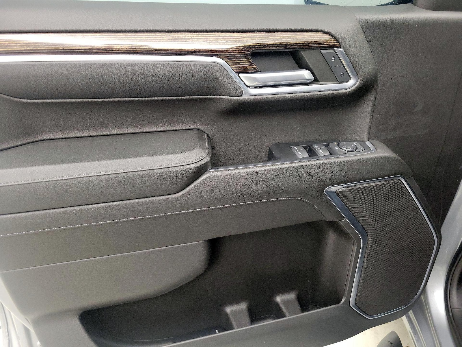 2023 GMC Sierra 1500 Elevation - Photo 13