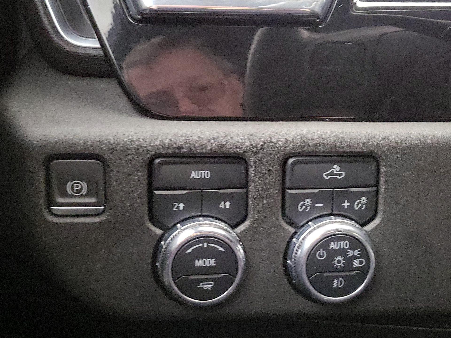 Thumbnail: 2023 GMC Sierra 1500 - 13