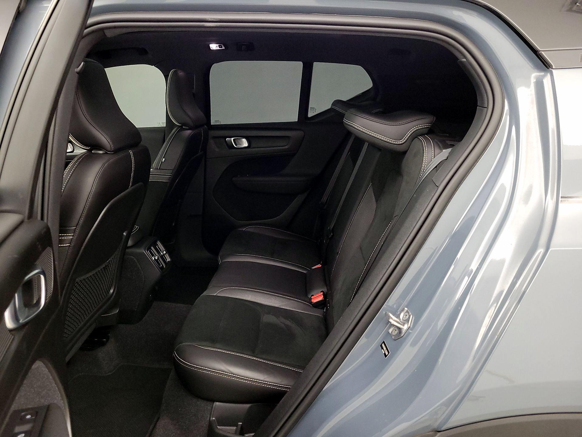 Thumbnail: 2020 Volvo XC40 - 20