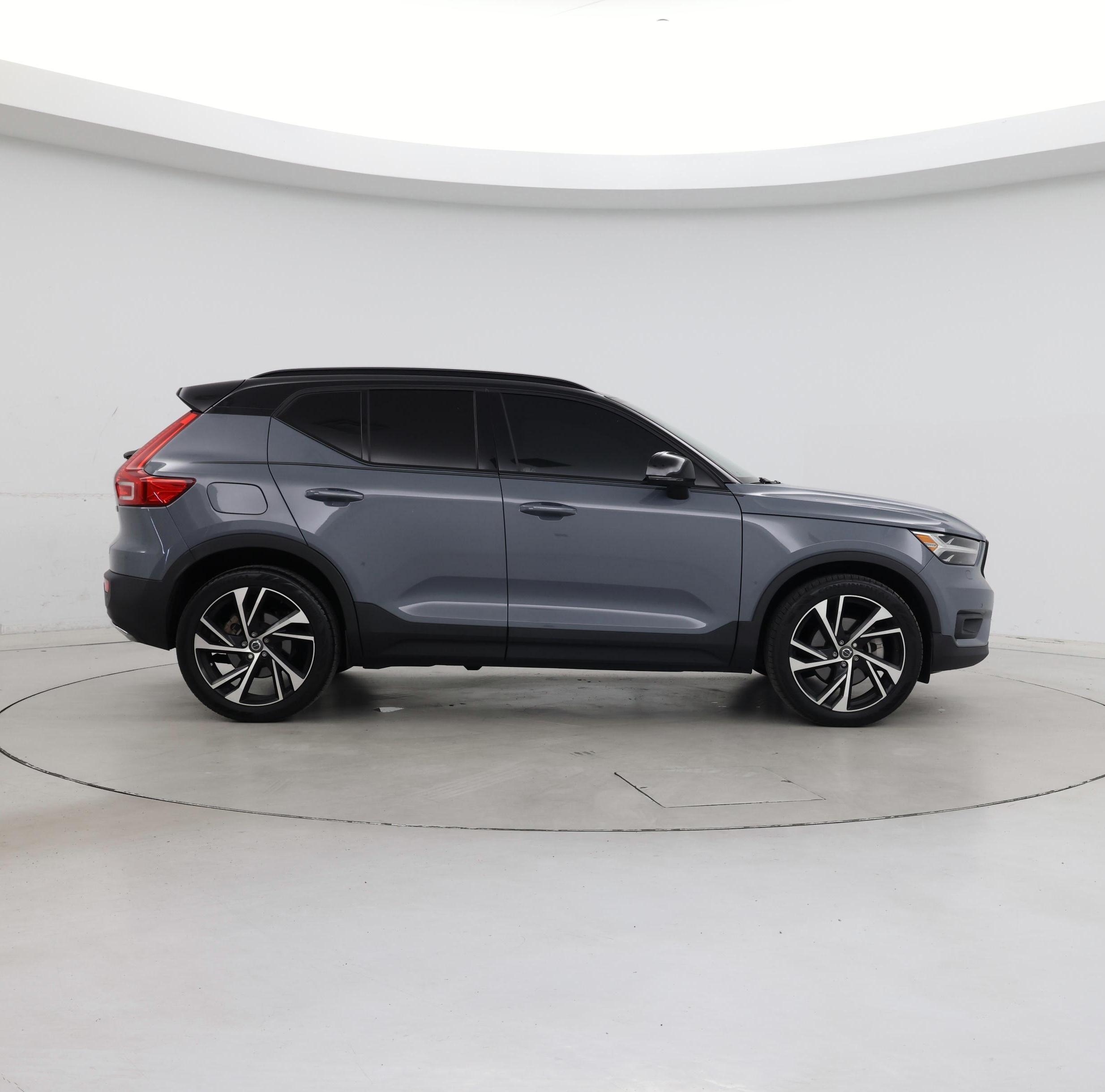 Thumbnail: 2020 Volvo XC40 - 7