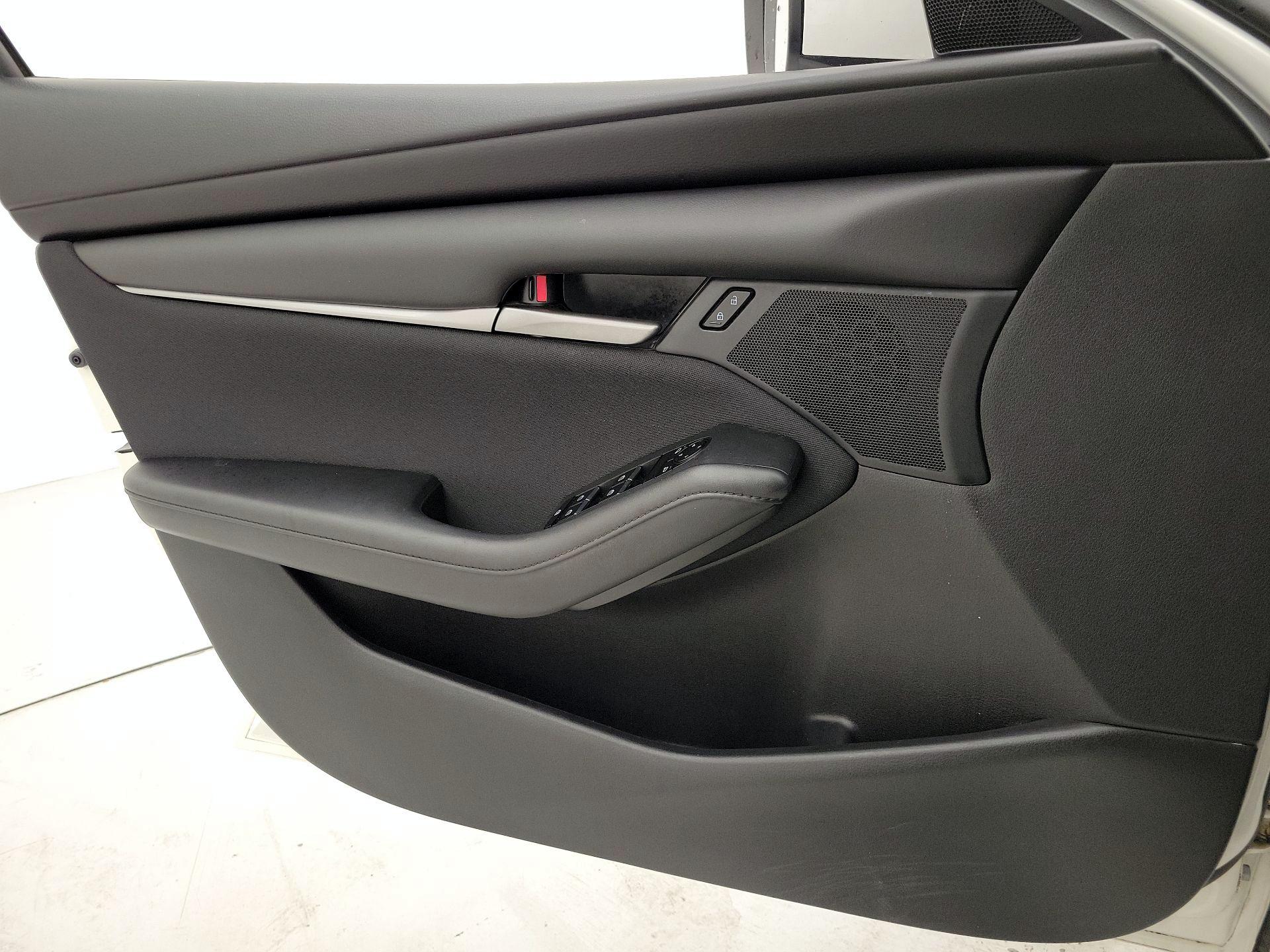 Thumbnail: 2020 Mazda Mazda3 - 12