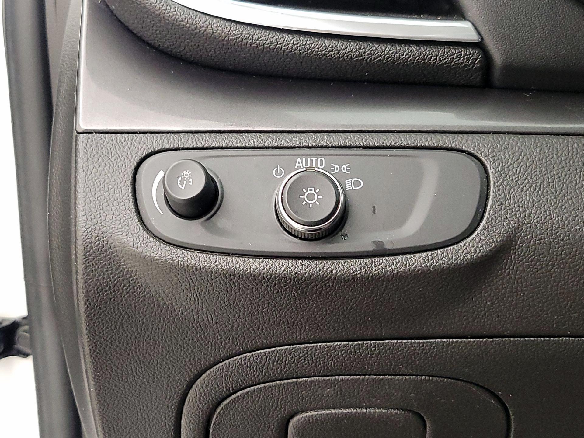 Thumbnail: 2020 Buick Encore - 13