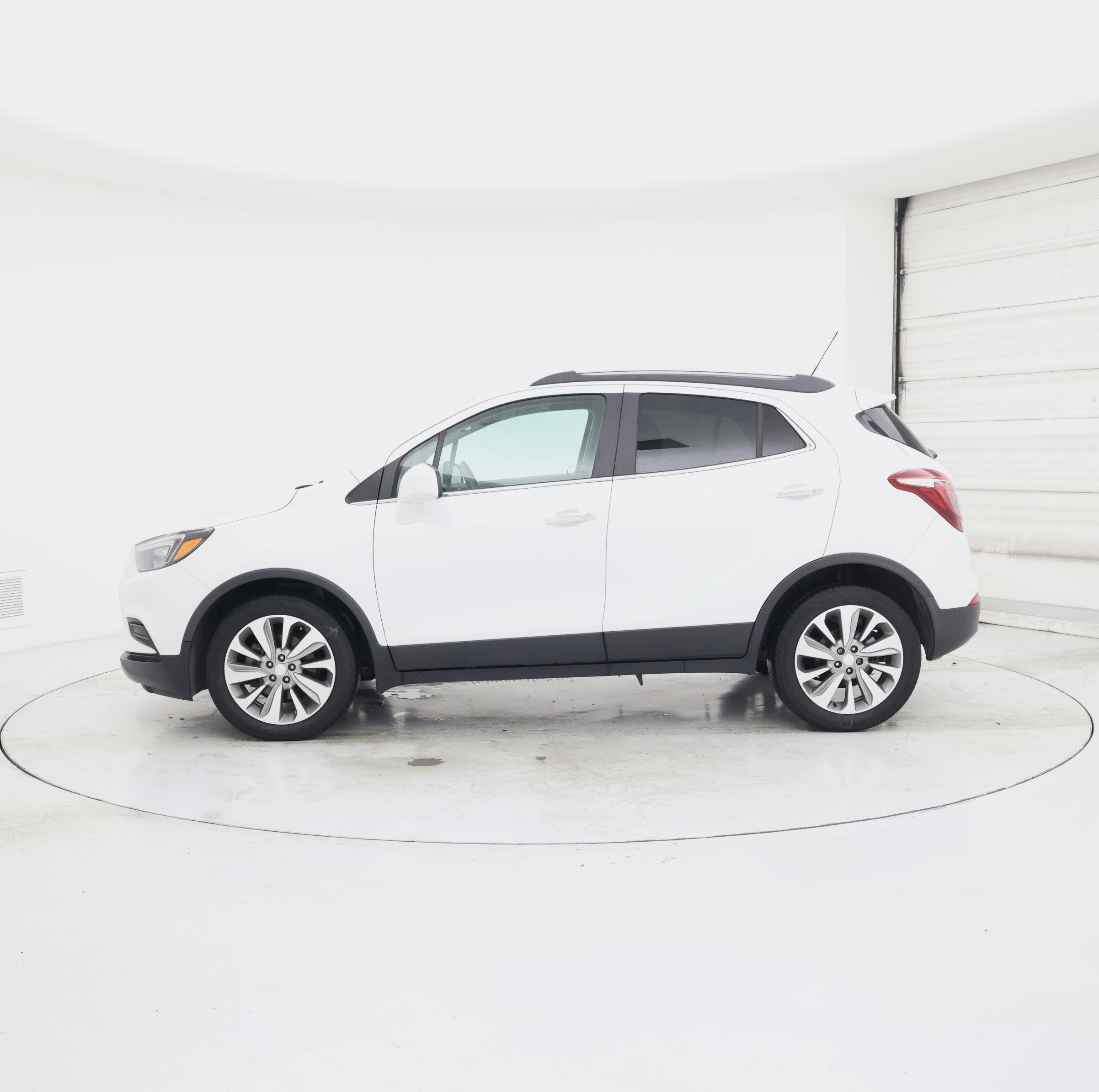 Thumbnail: 2020 Buick Encore - 3
