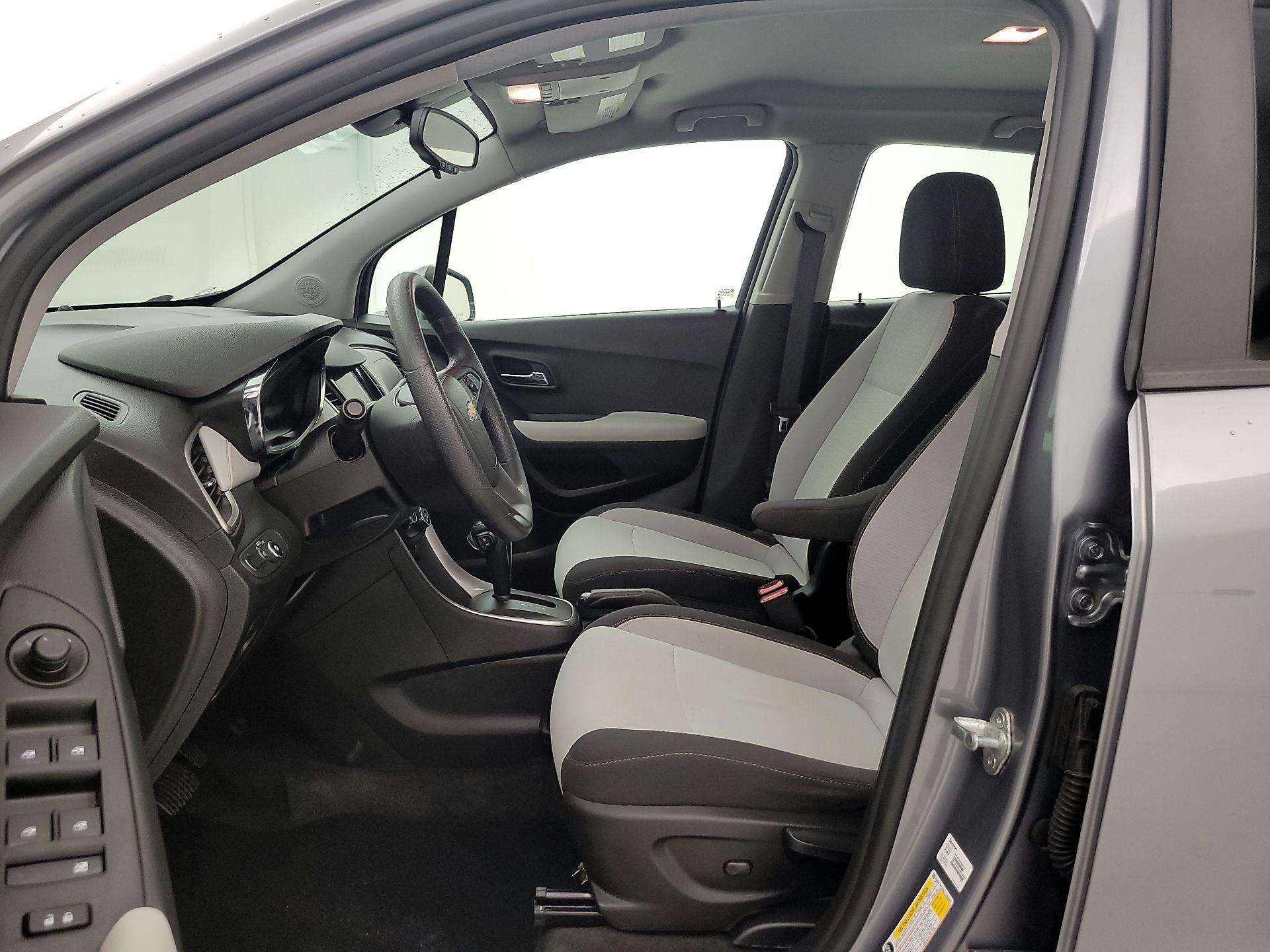 Thumbnail: 2020 Chevrolet Trax - 11