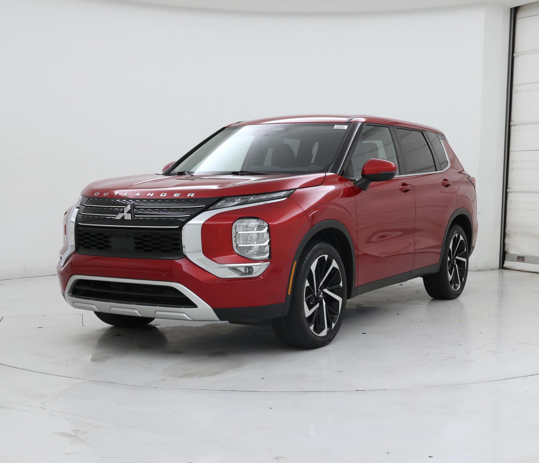 Thumbnail: 2024 Mitsubishi Outlander - 4