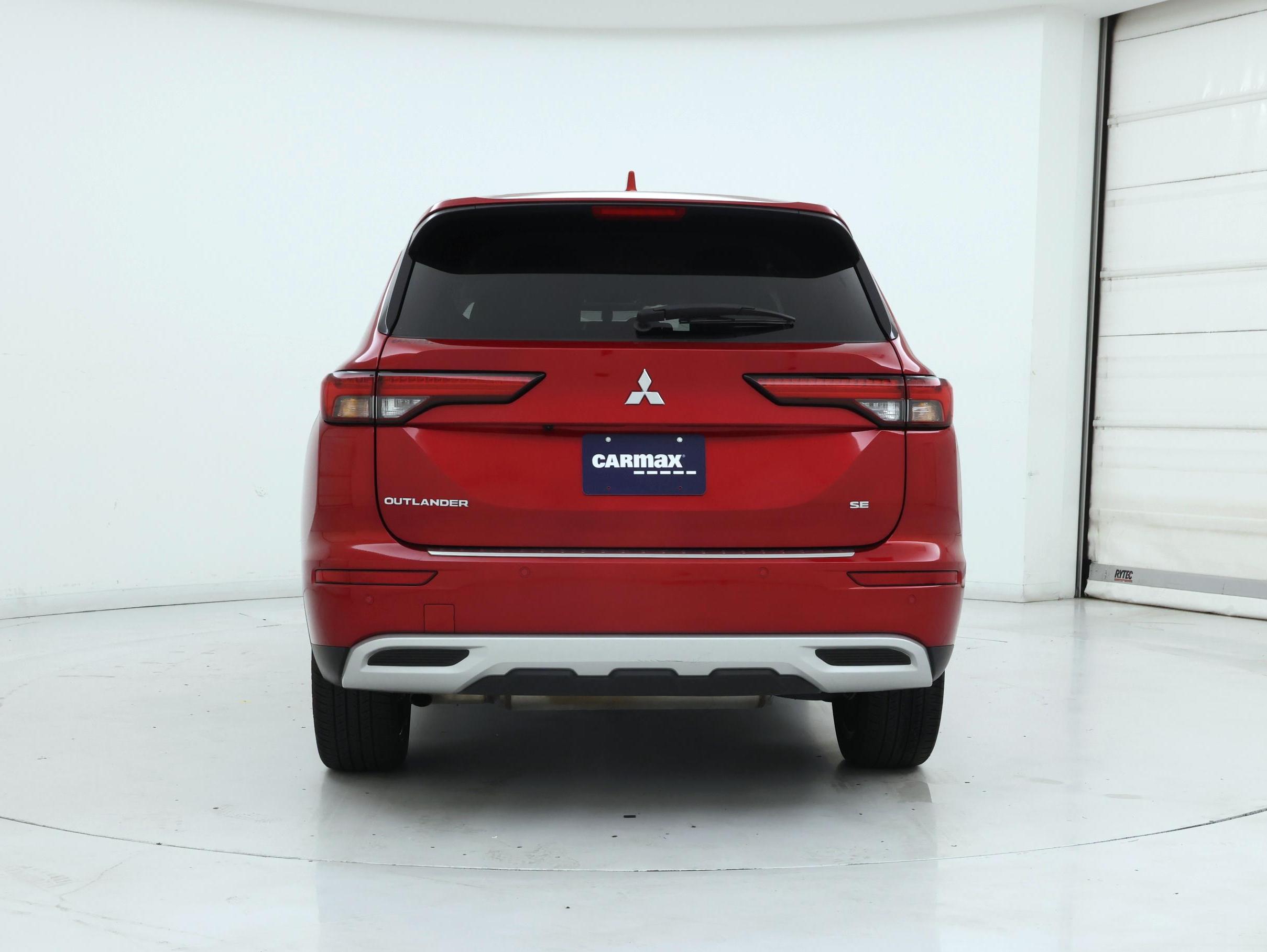 Thumbnail: 2024 Mitsubishi Outlander - 6