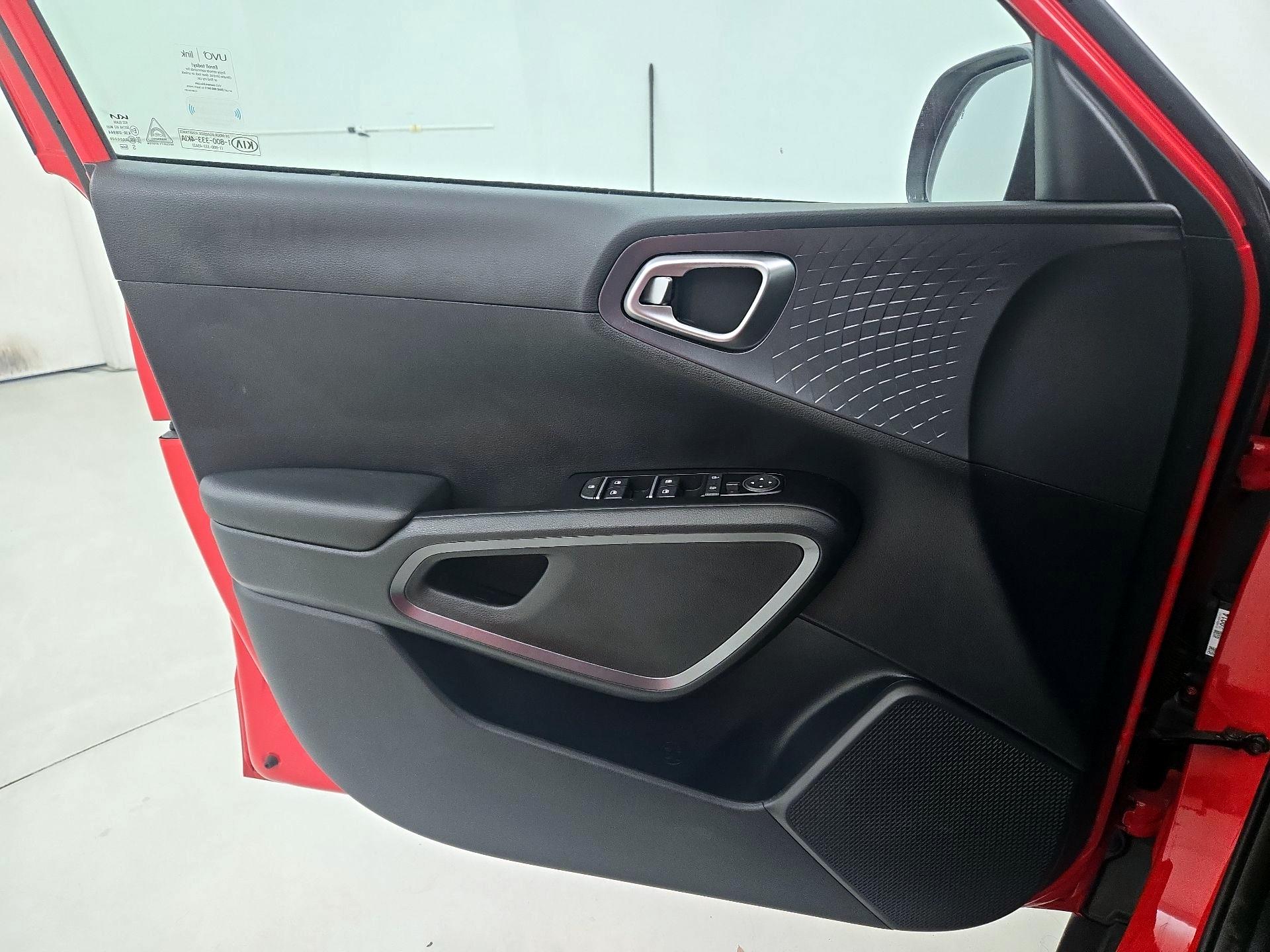 Thumbnail: 2022 Kia Soul - 12