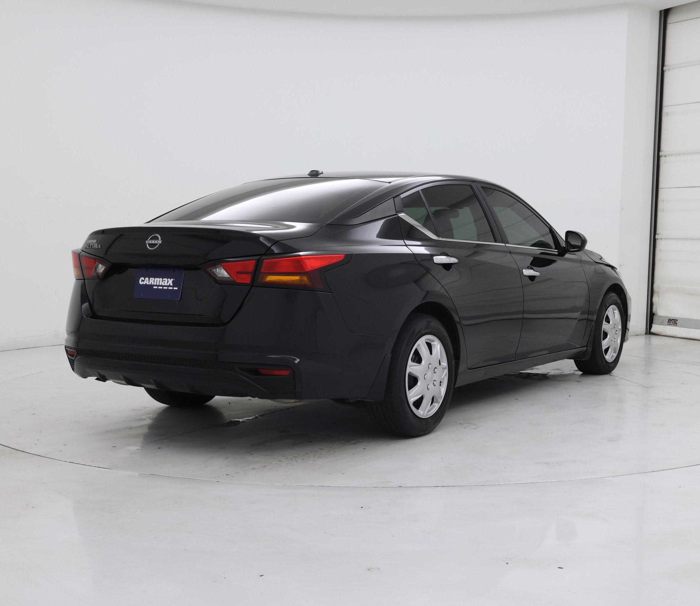 Thumbnail: 2025 Nissan Altima - 8